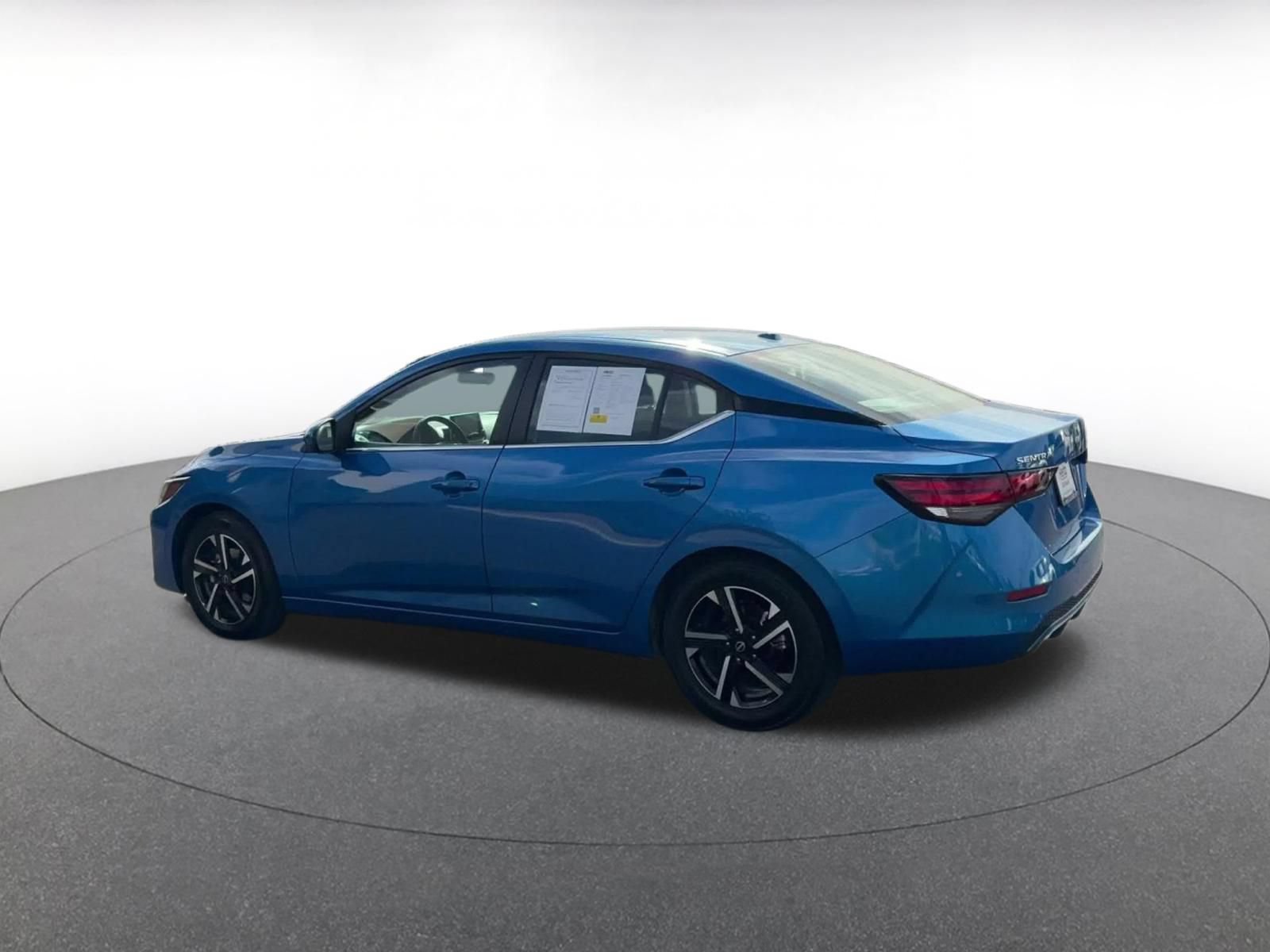 Thumbnail: 2025 Nissan Sentra - 9