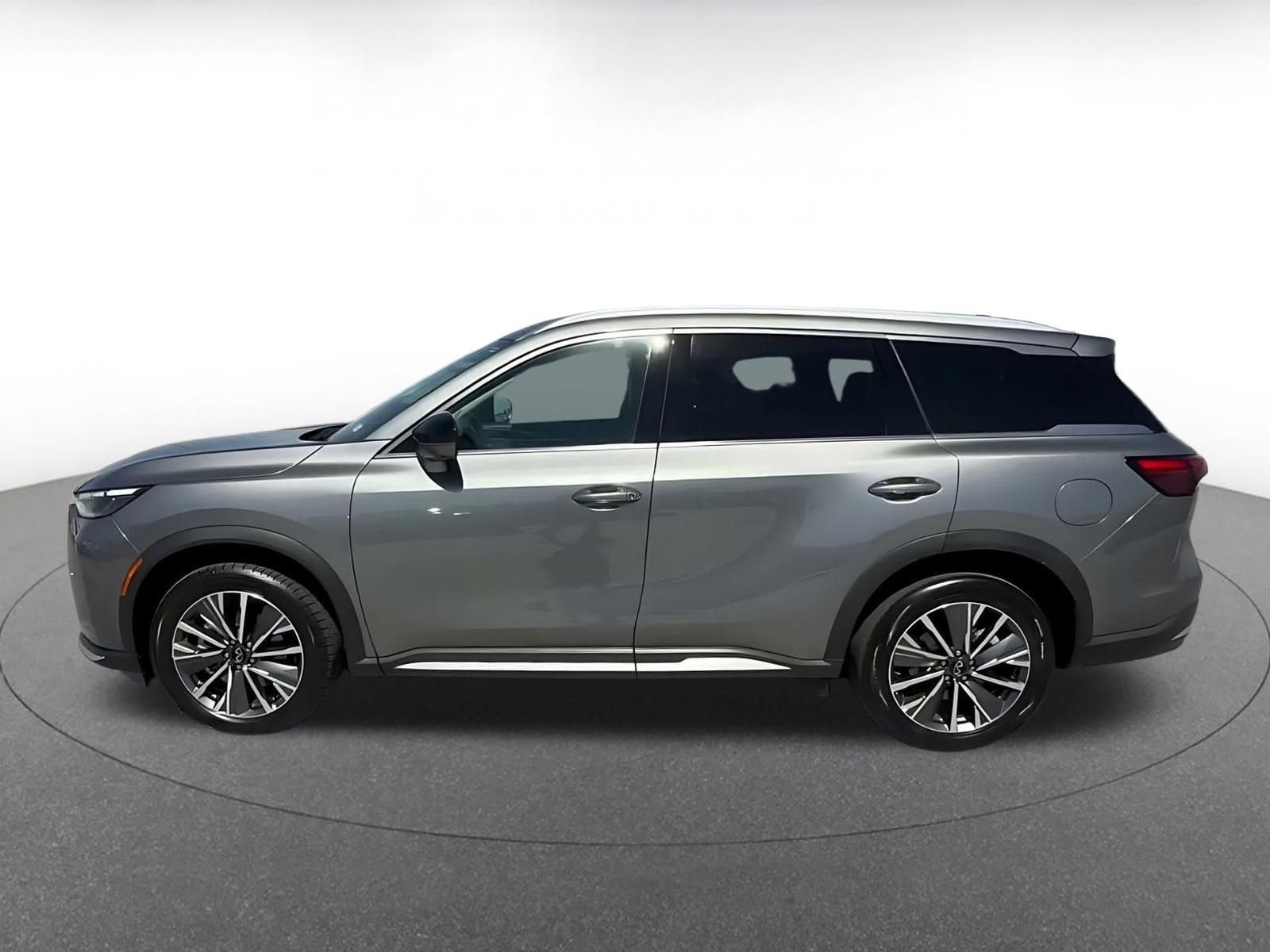 Thumbnail: 2026 INFINITI QX60 - 8