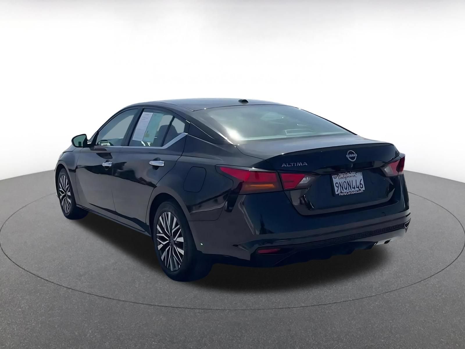 Thumbnail: 2025 Nissan Altima - 10