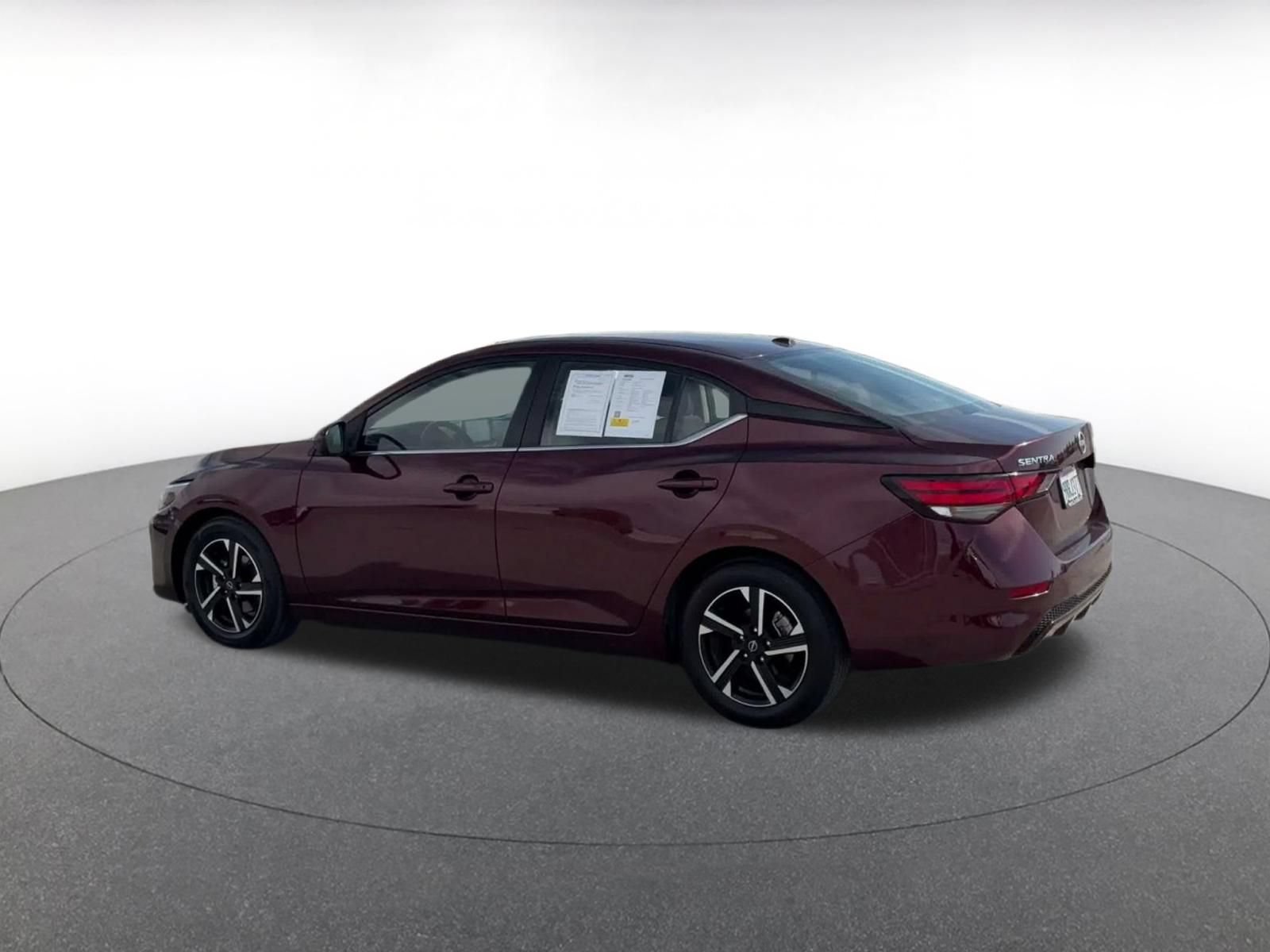 Thumbnail: 2025 Nissan Sentra - 9