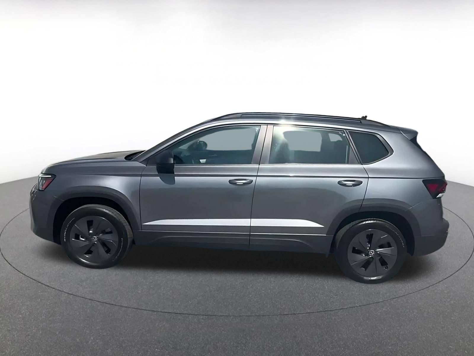 Thumbnail: 2026 Volkswagen Taos - 8