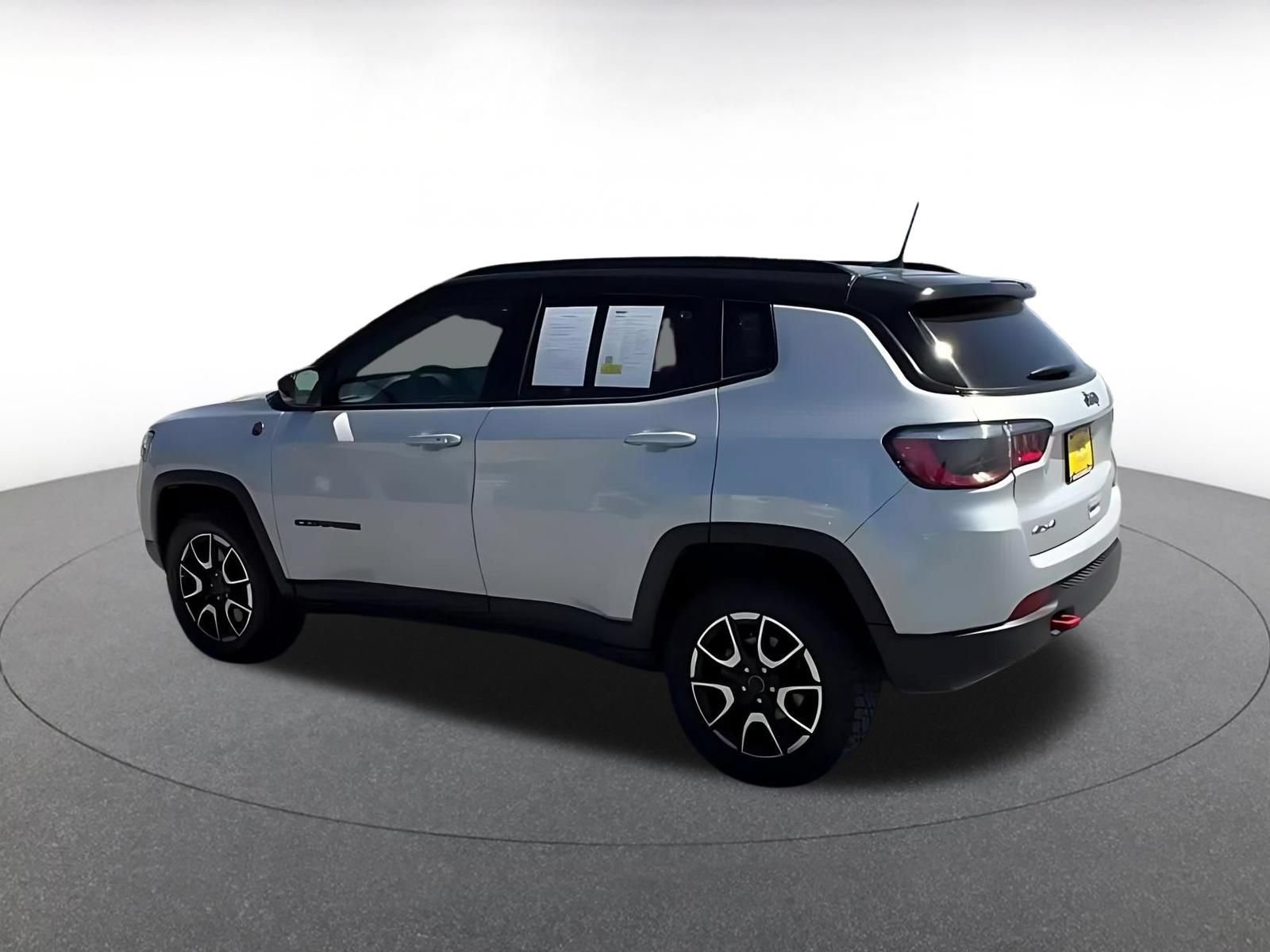 Thumbnail: 2025 Jeep Compass - 8