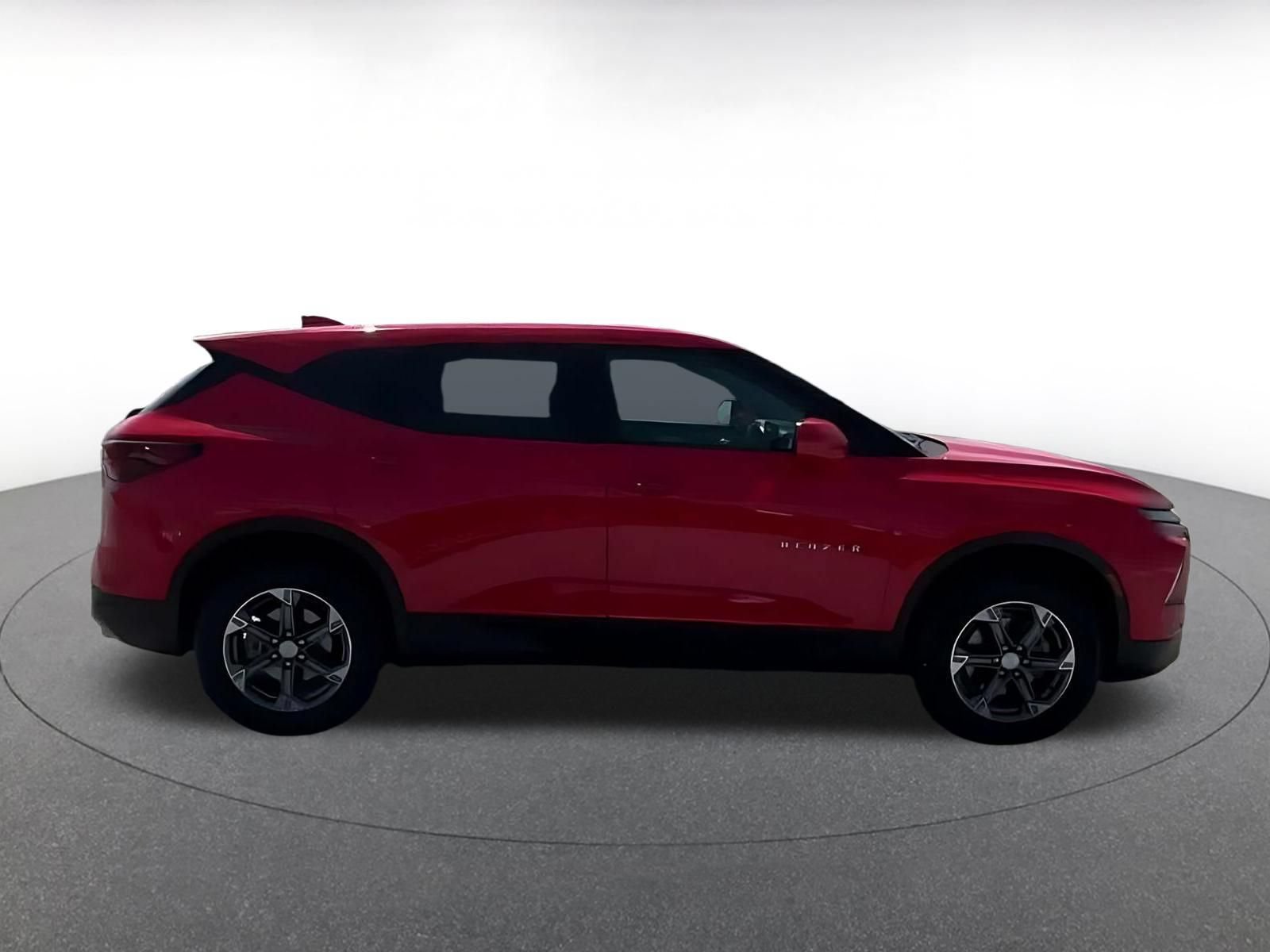 Thumbnail: 2026 Chevrolet Blazer - 15