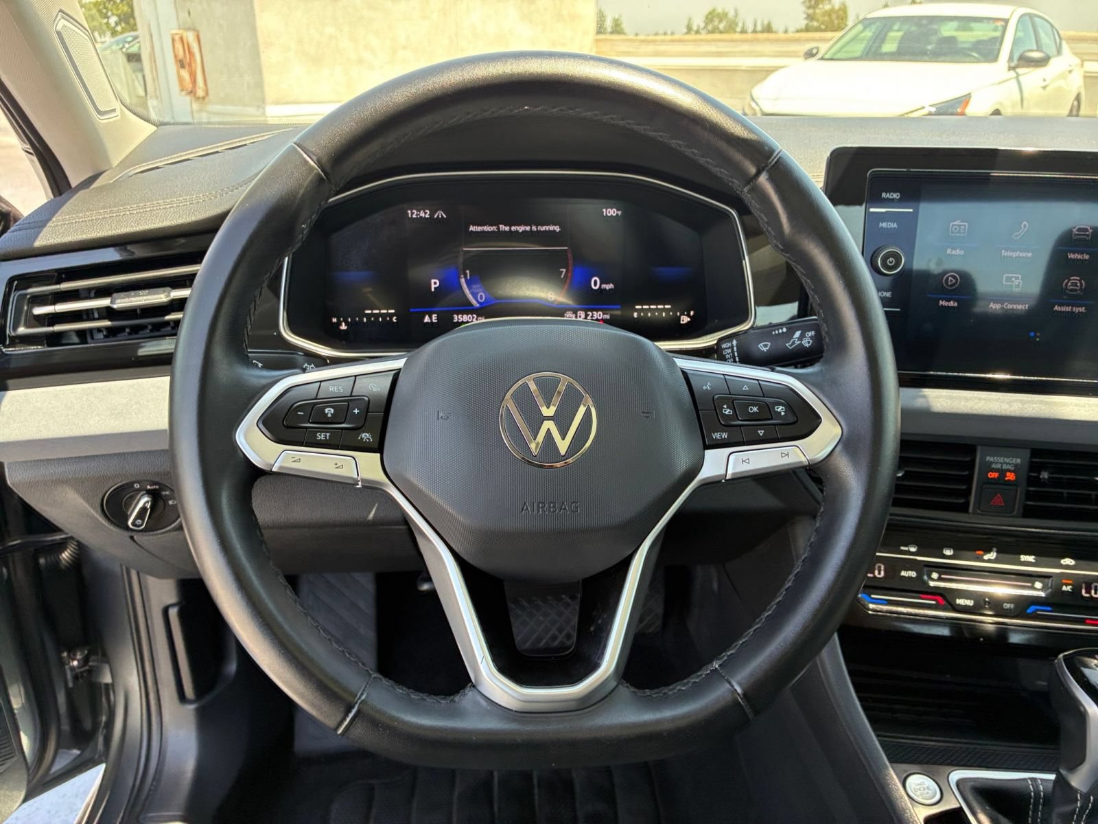 Thumbnail: 2025 Volkswagen Jetta - 27