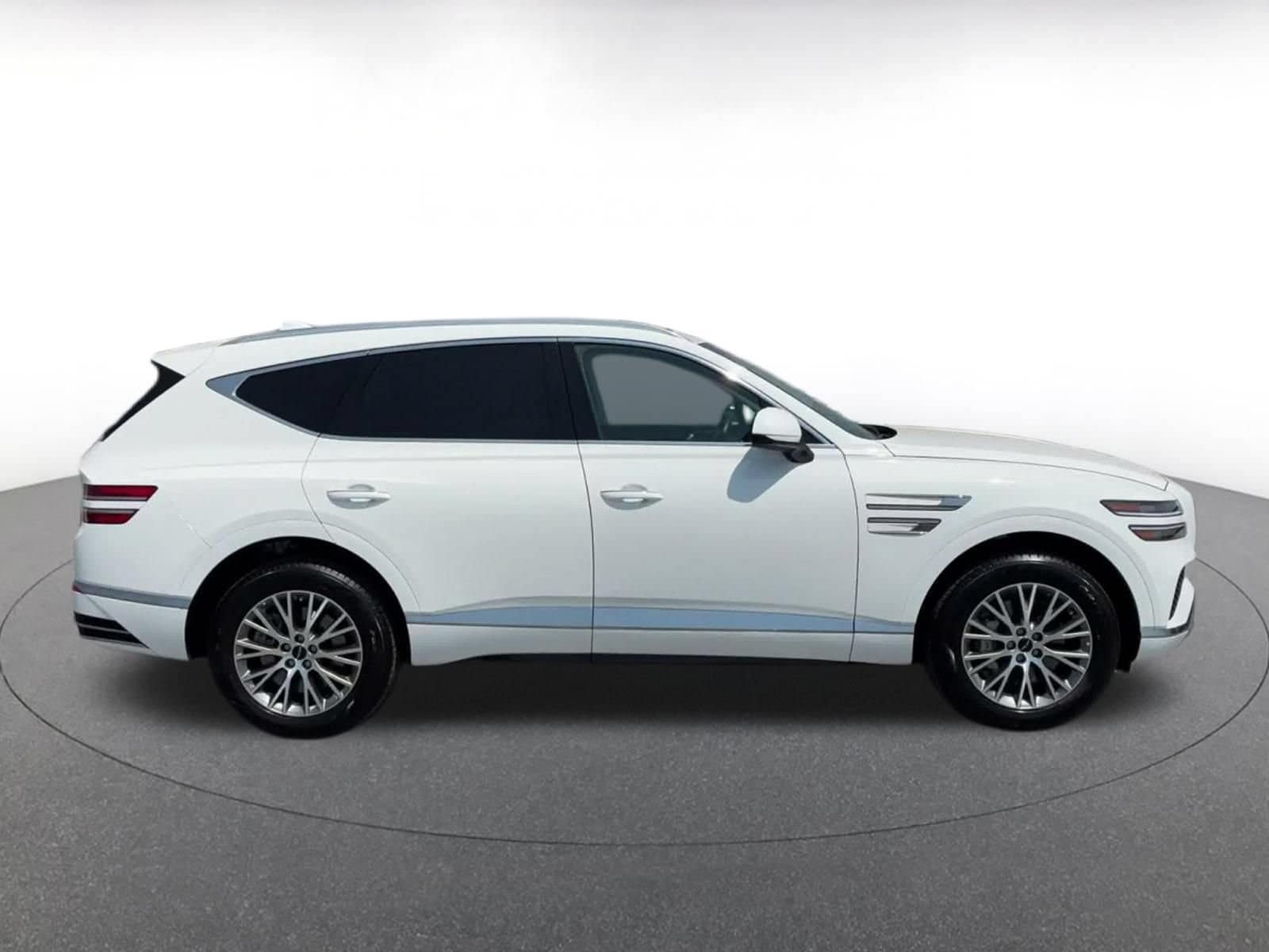 Thumbnail: 2026 Genesis GV80 - 15