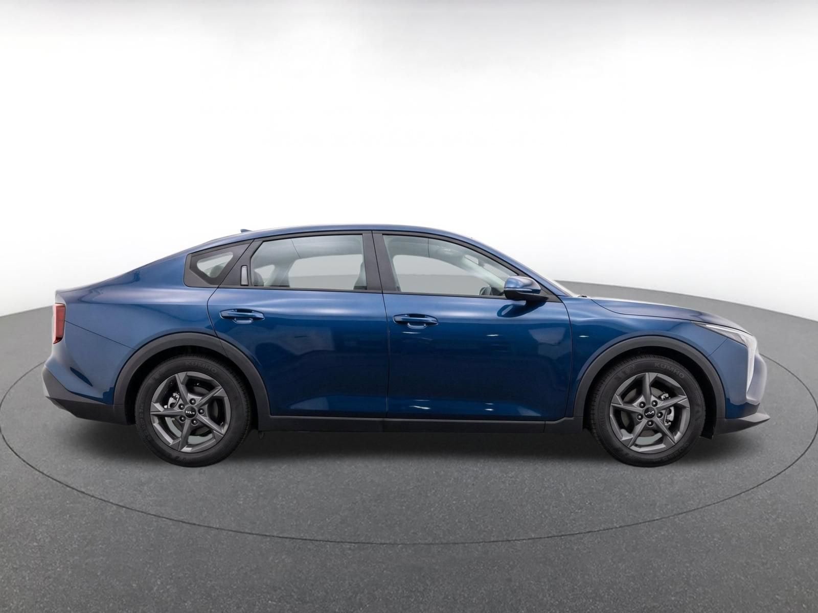 Thumbnail: 2026 Kia K4 - 9