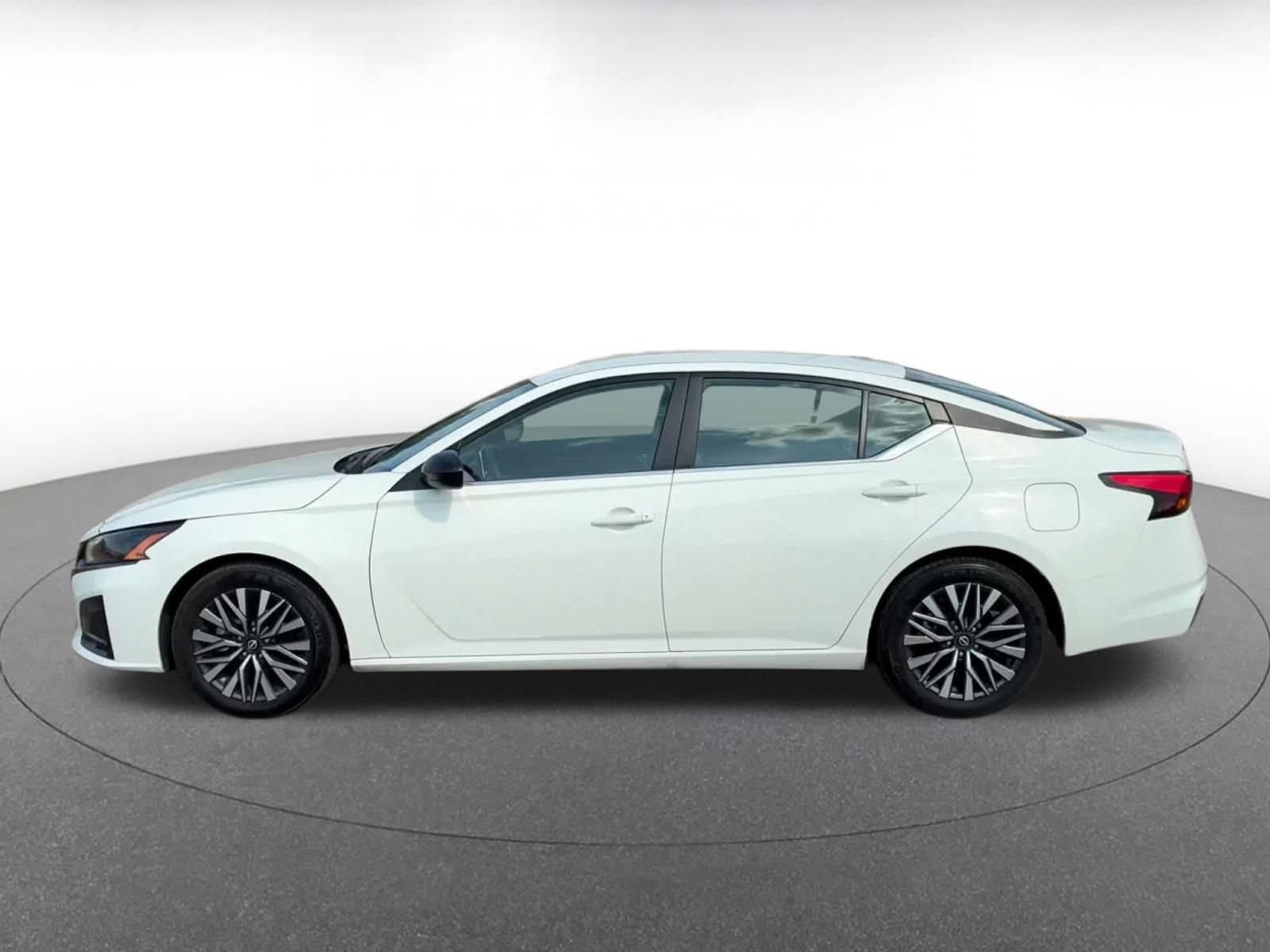 Thumbnail: 2026 Nissan Altima - 8