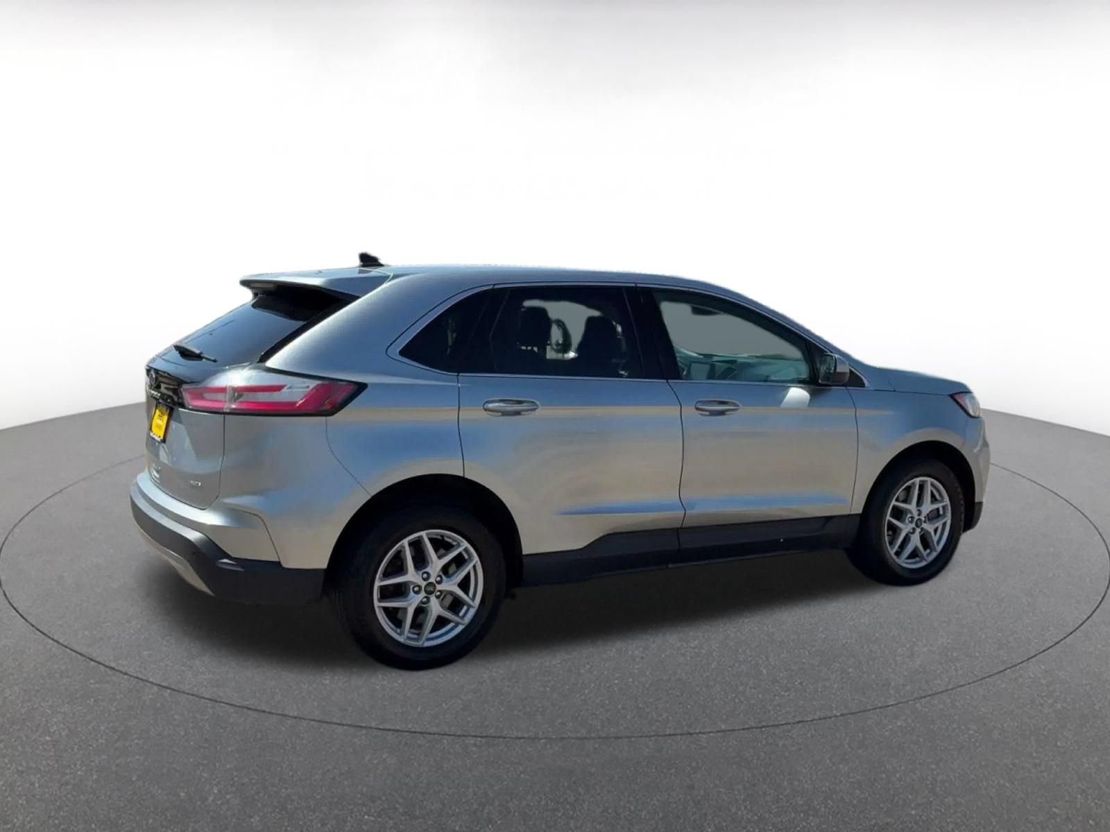 Thumbnail: 2024 Ford Edge - 14