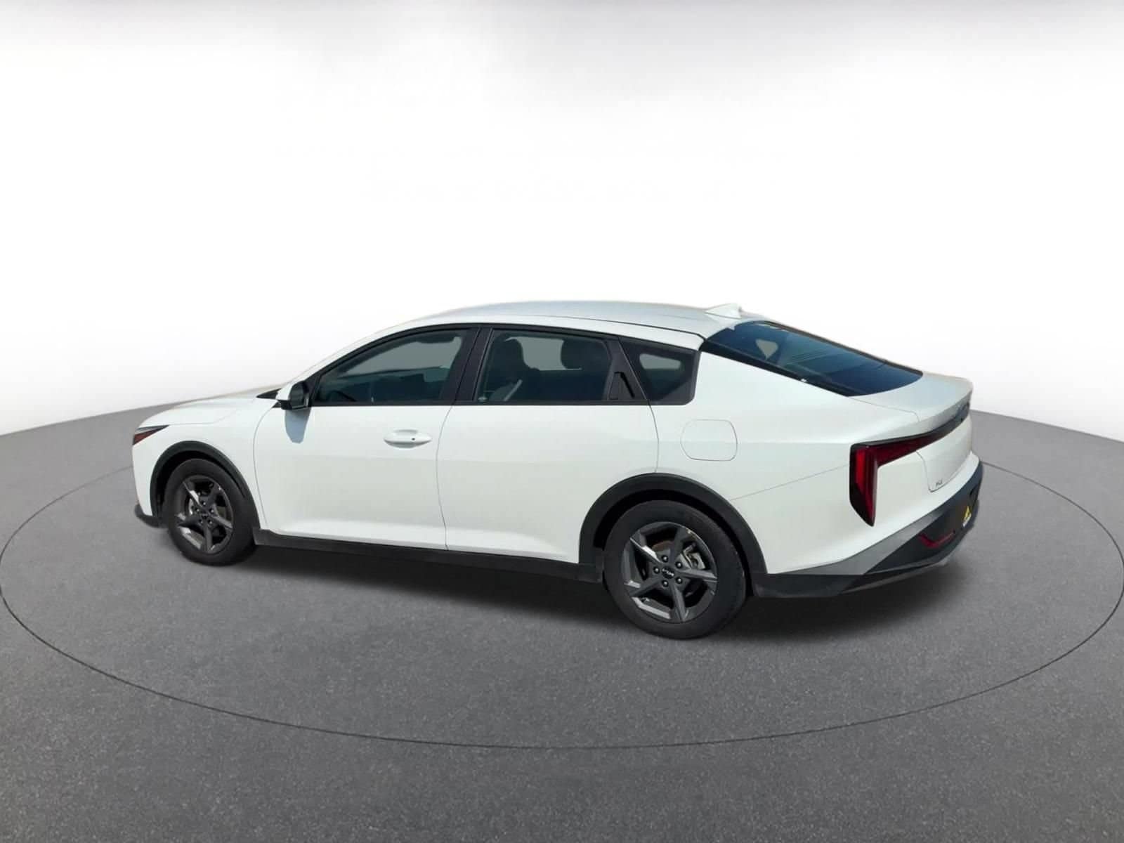 Thumbnail: 2025 Kia K4 - 9