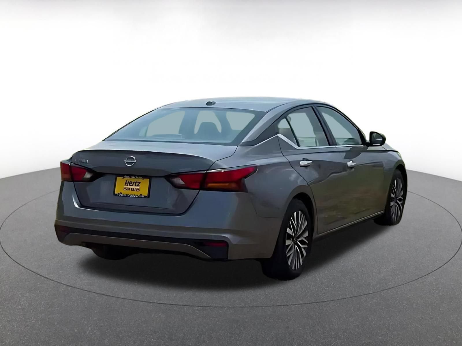 Thumbnail: 2025 Nissan Altima - 14