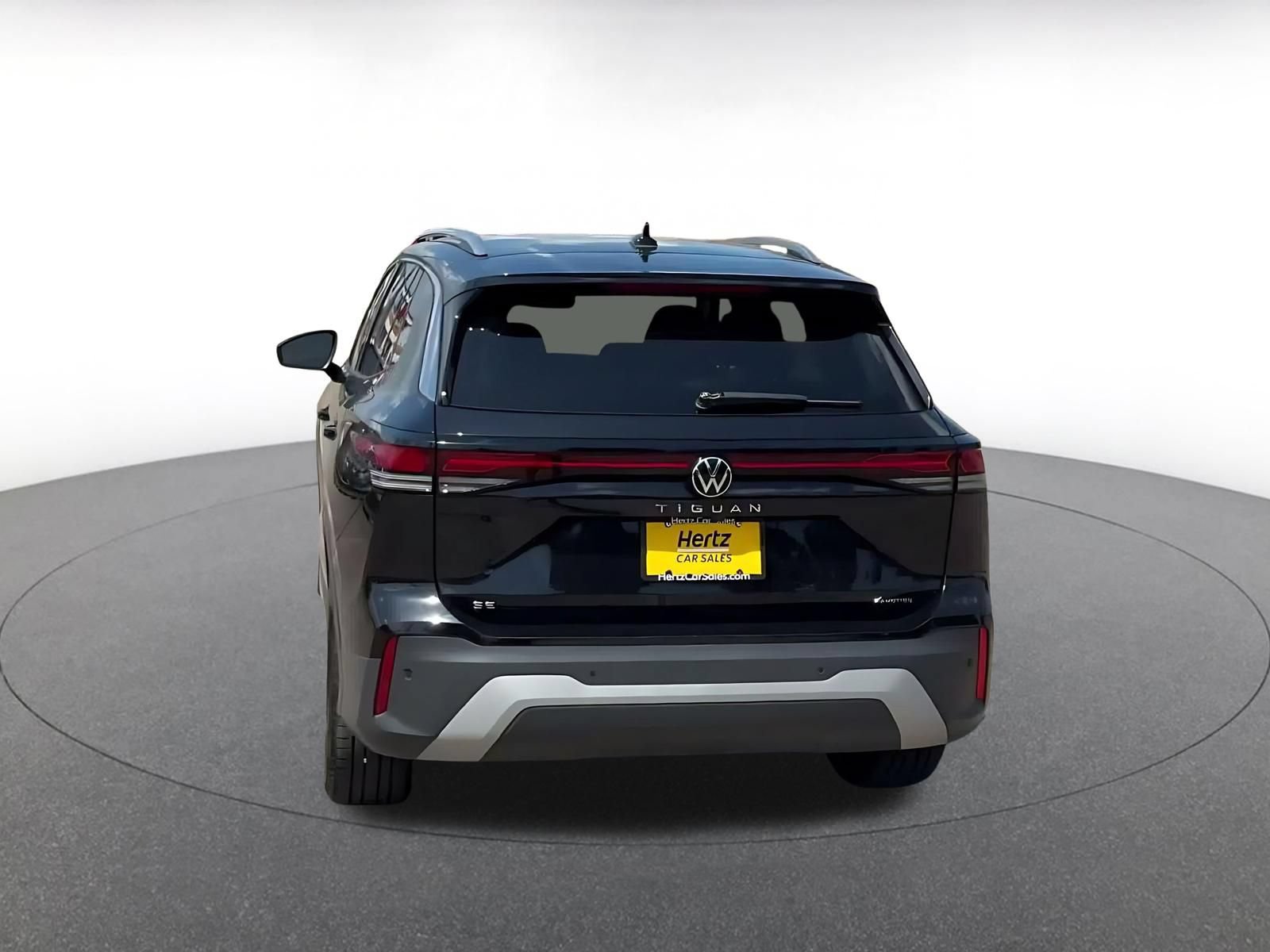 Thumbnail: 2026 Volkswagen Tiguan - 10