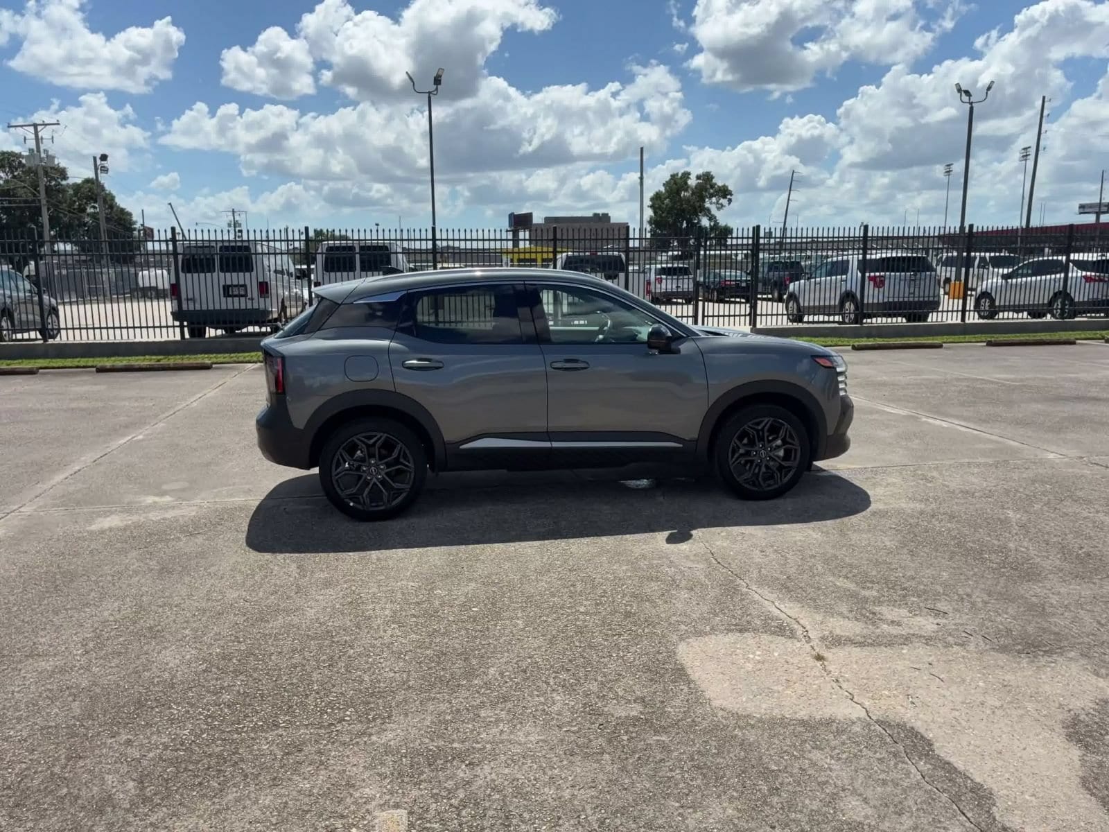 Thumbnail: 2026 Nissan Kicks - 15