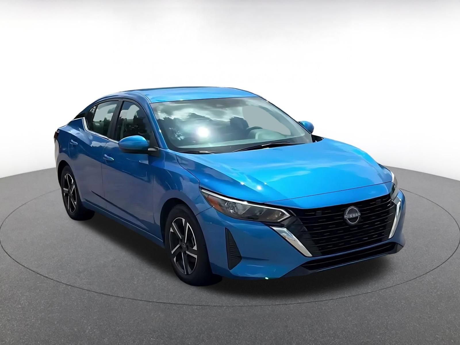 Thumbnail: 2025 Nissan Sentra - 3