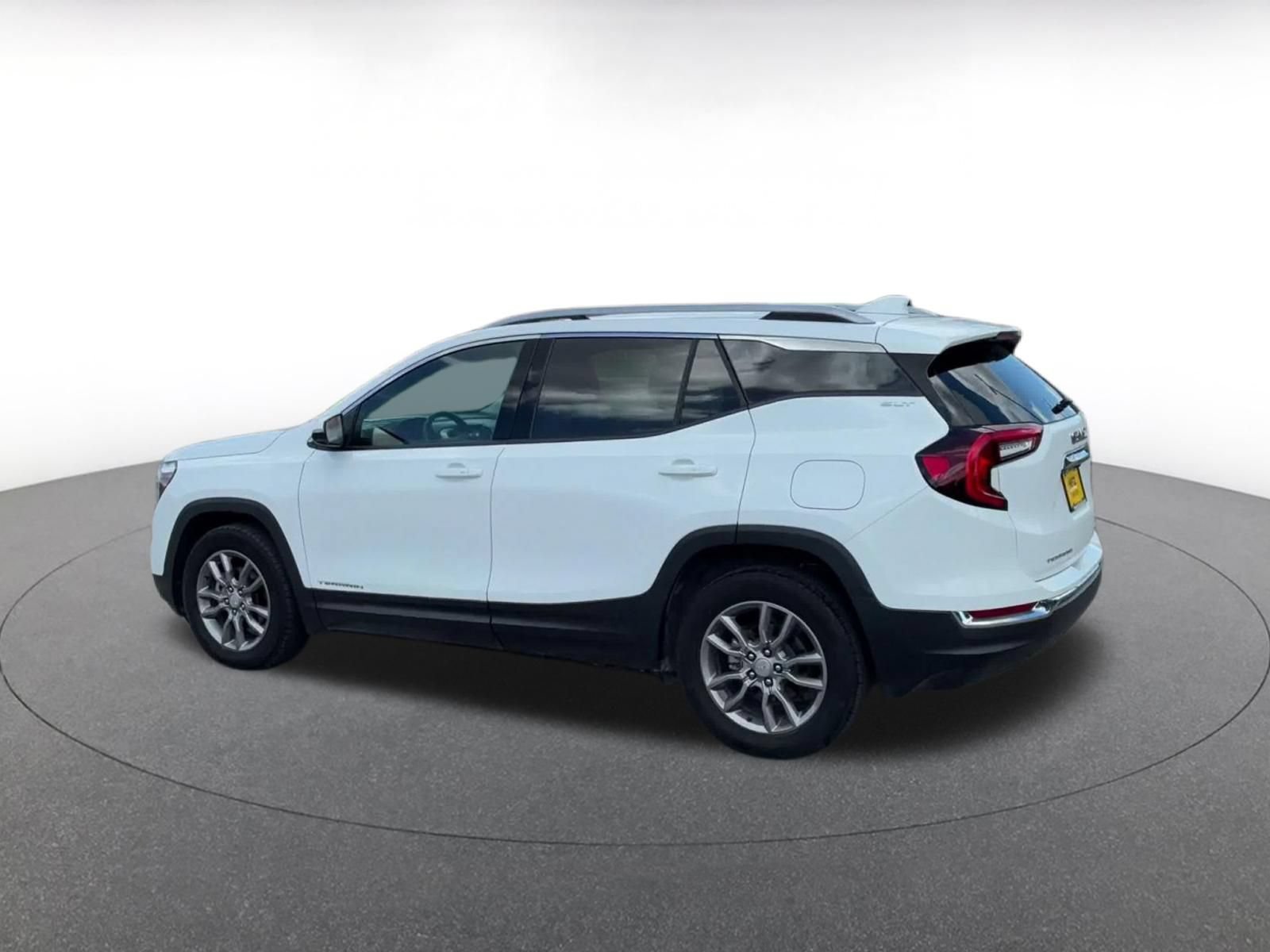 Thumbnail: 2024 GMC Terrain - 9