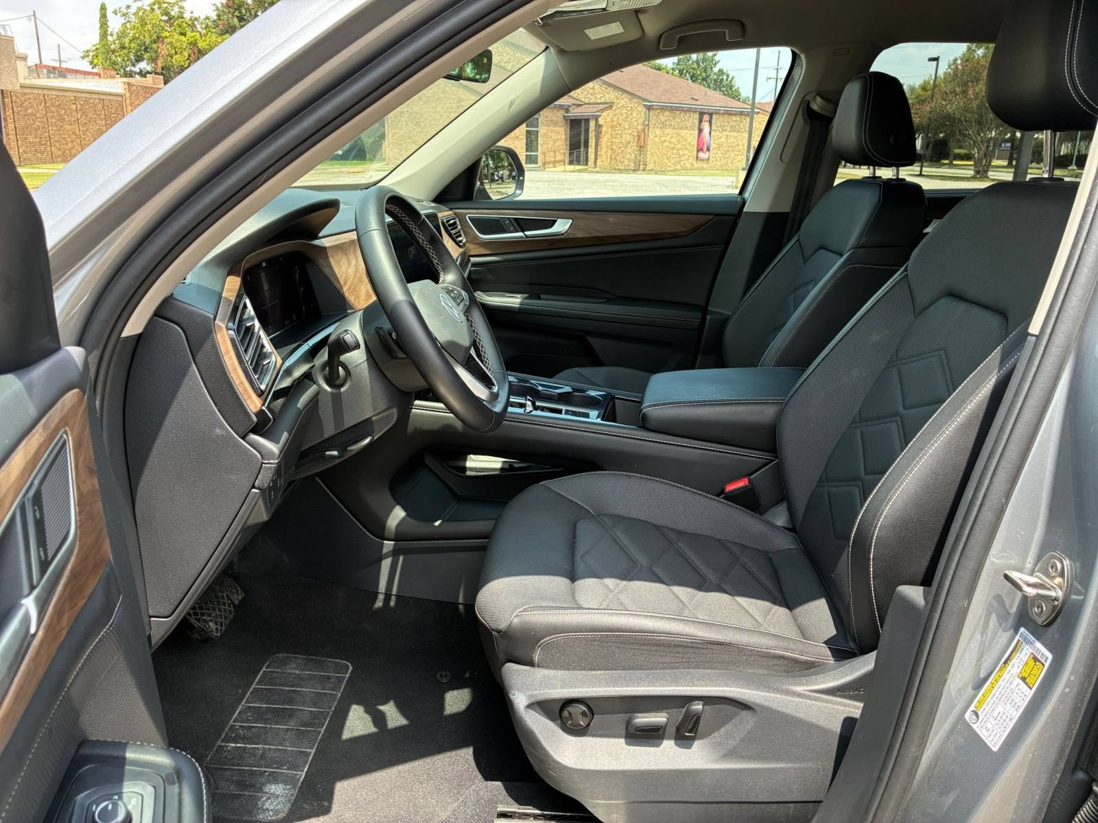 Thumbnail: 2026 Volkswagen Atlas - 28