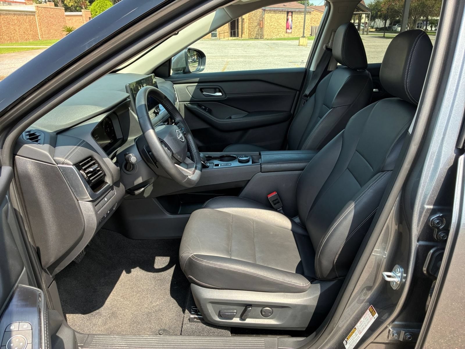Thumbnail: 2026 Nissan Rogue - 28
