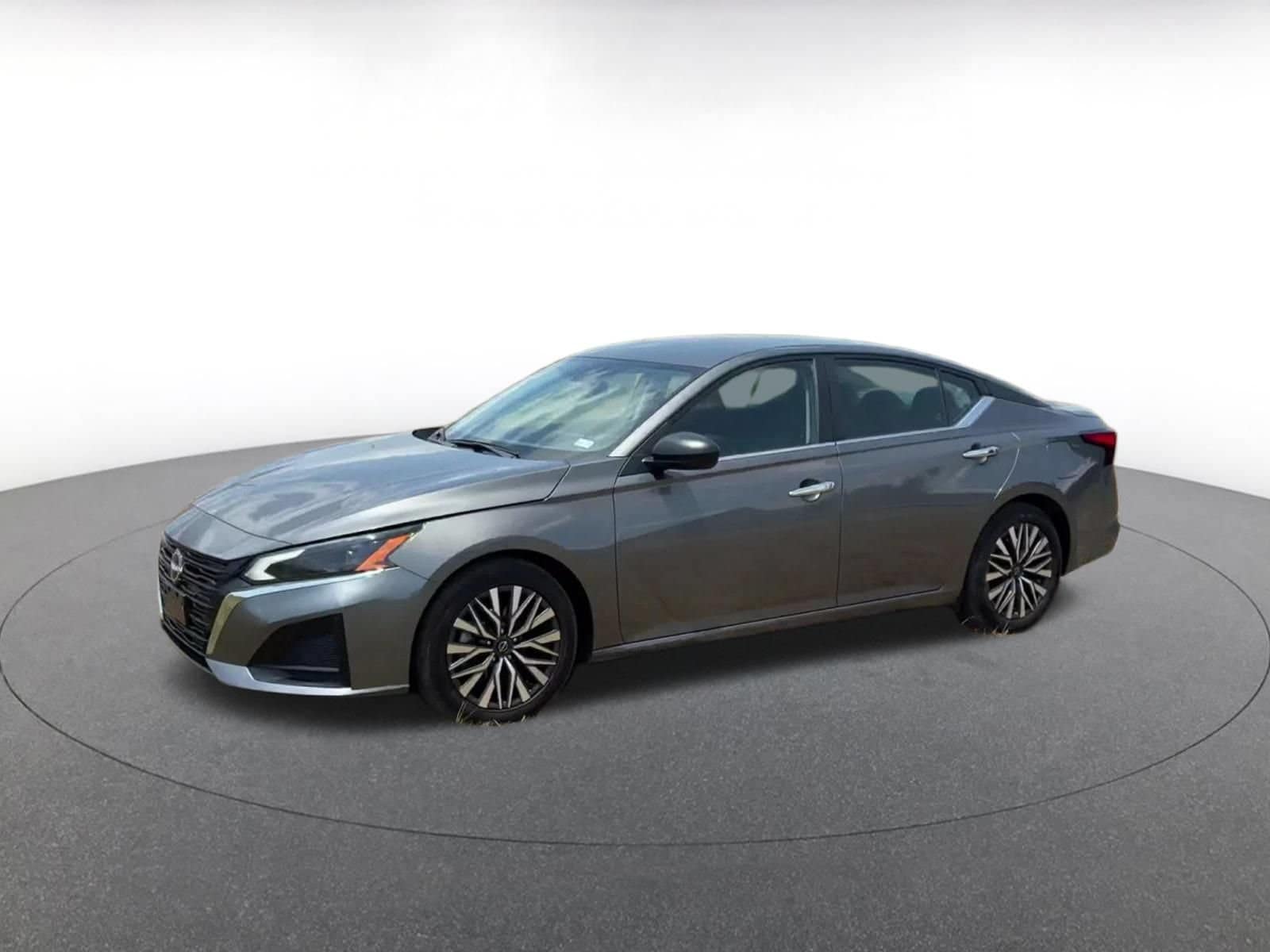 Thumbnail: 2025 Nissan Altima - 7