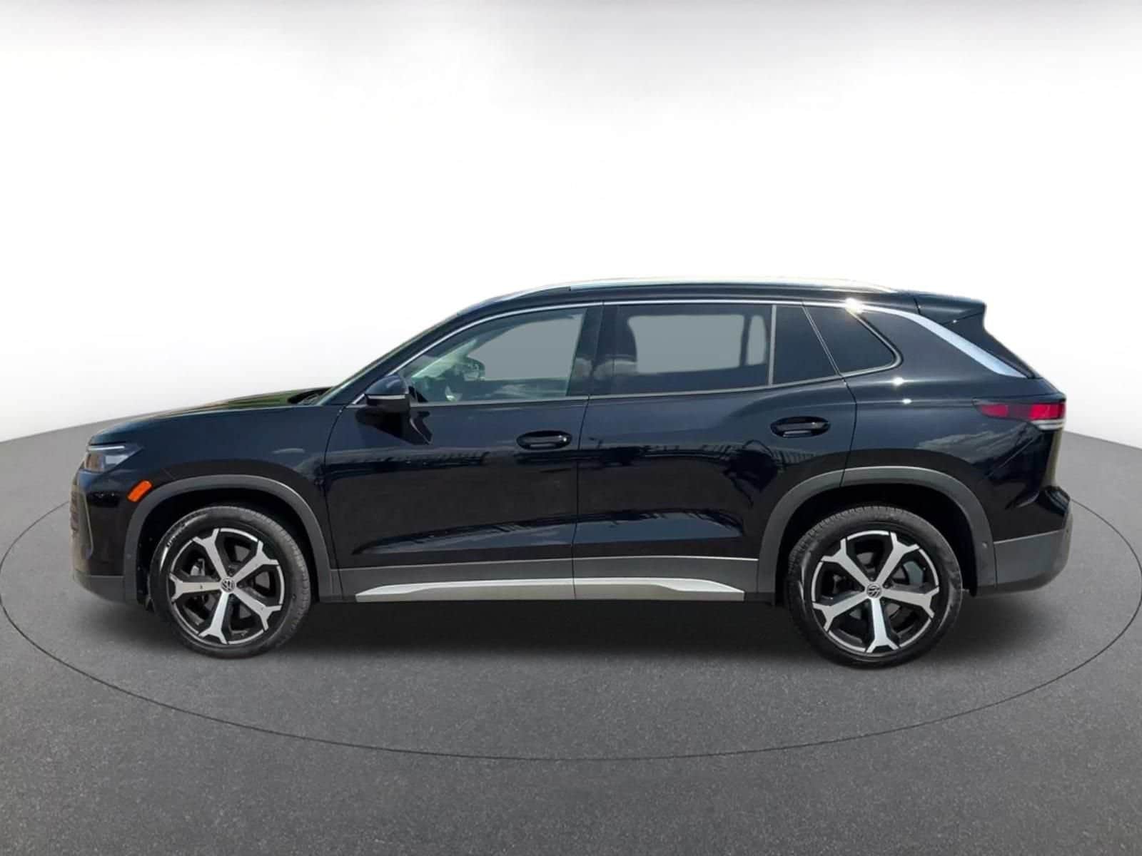 Thumbnail: 2026 Volkswagen Tiguan - 8
