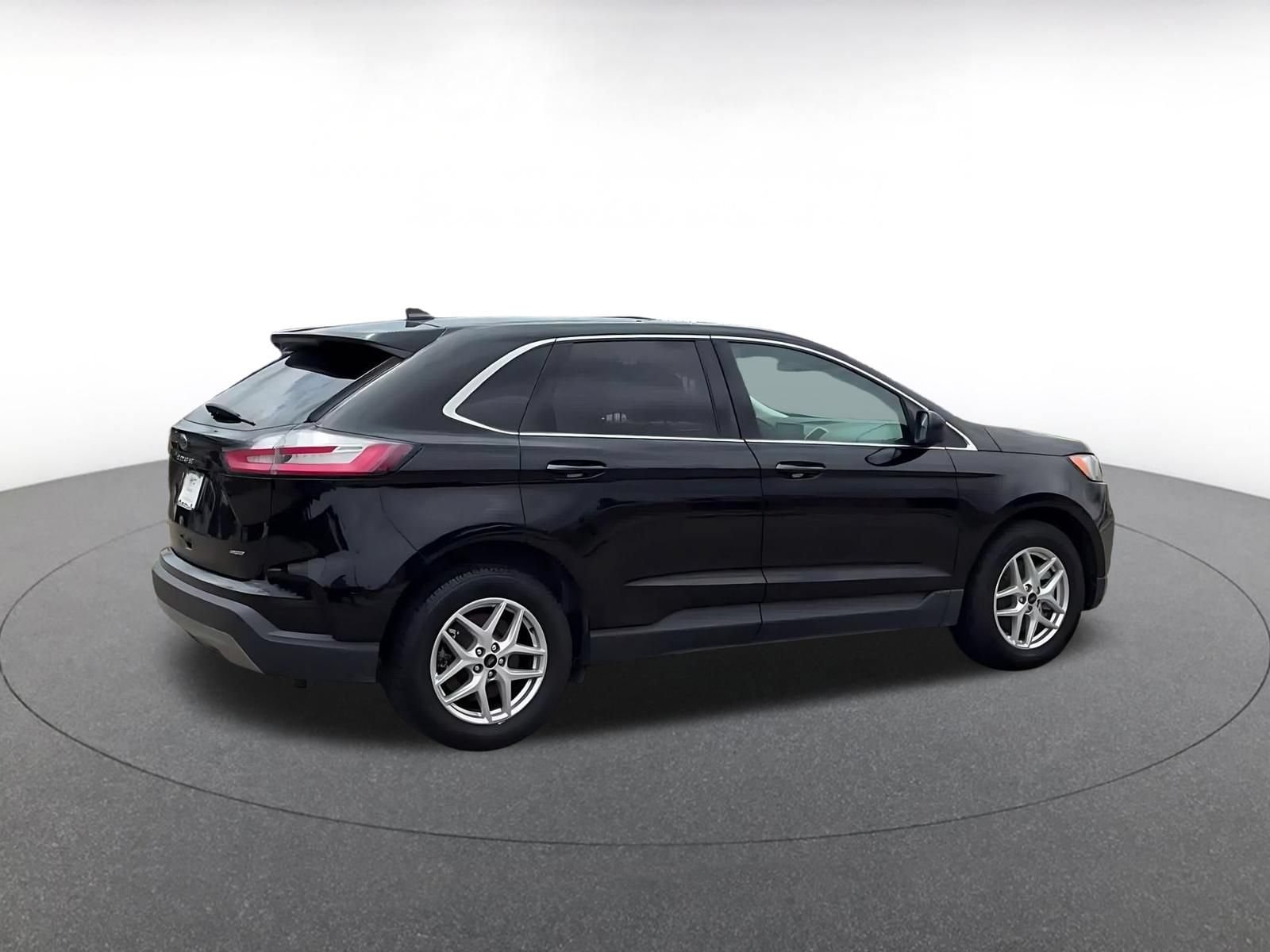 Thumbnail: 2024 Ford Edge - 14