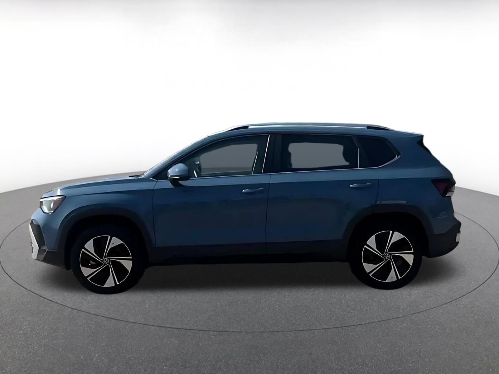 Thumbnail: 2026 Volkswagen Taos - 8