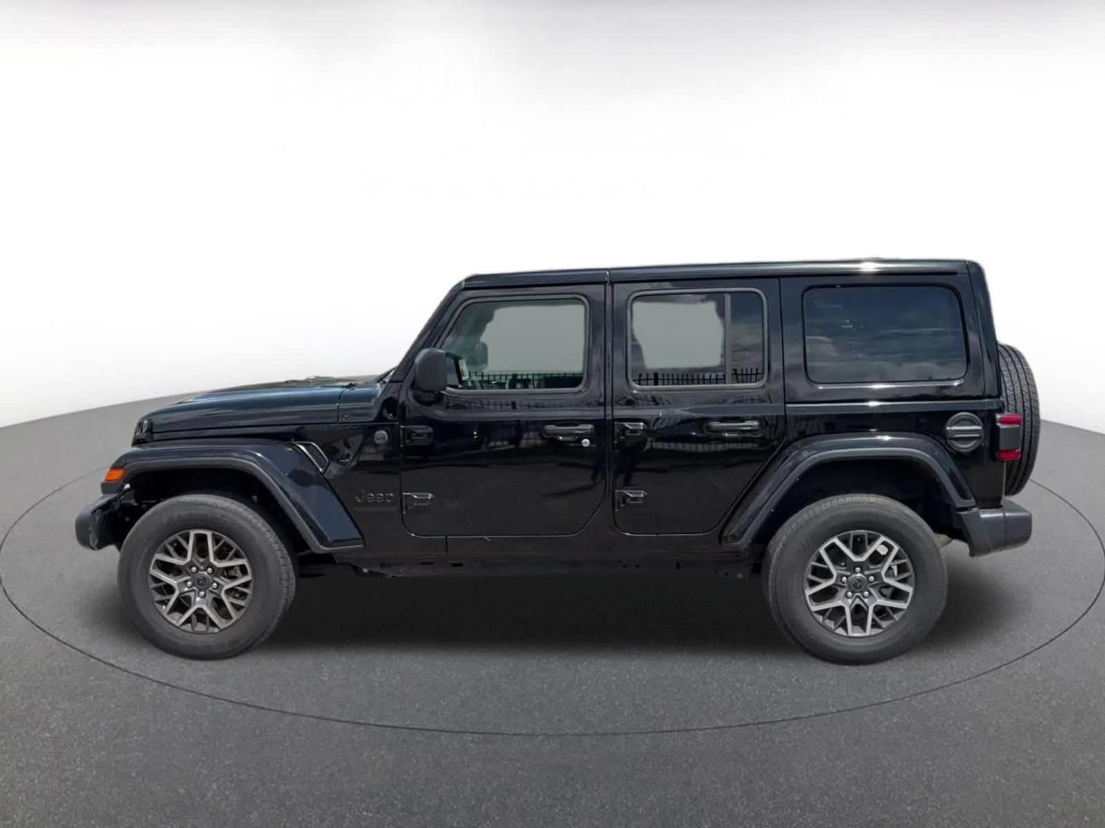 Thumbnail: 2025 Jeep Wrangler - 8