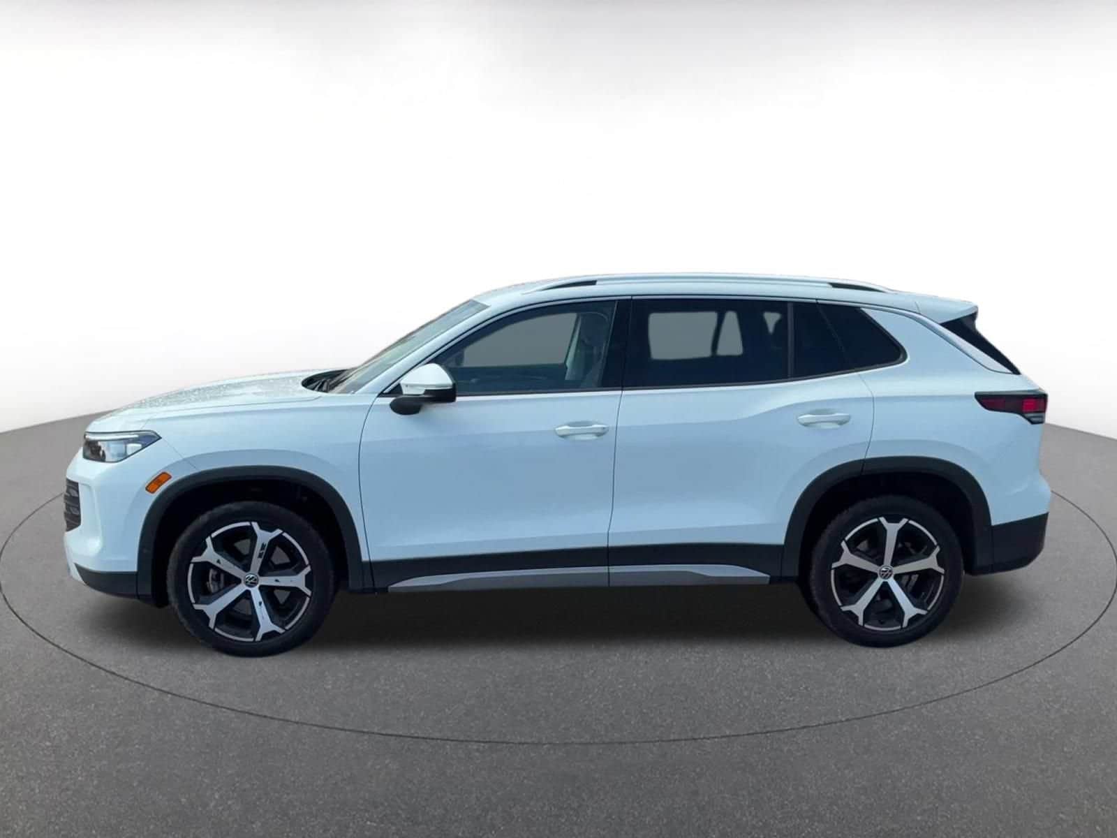 Thumbnail: 2026 Volkswagen Tiguan - 8