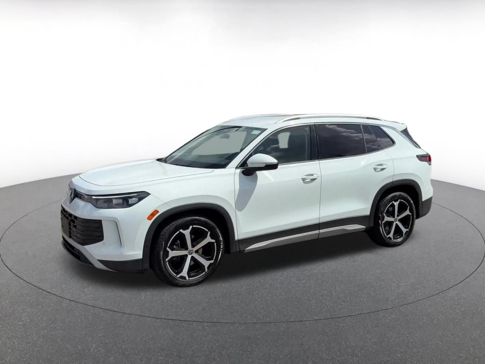 Thumbnail: 2026 Volkswagen Tiguan - 7