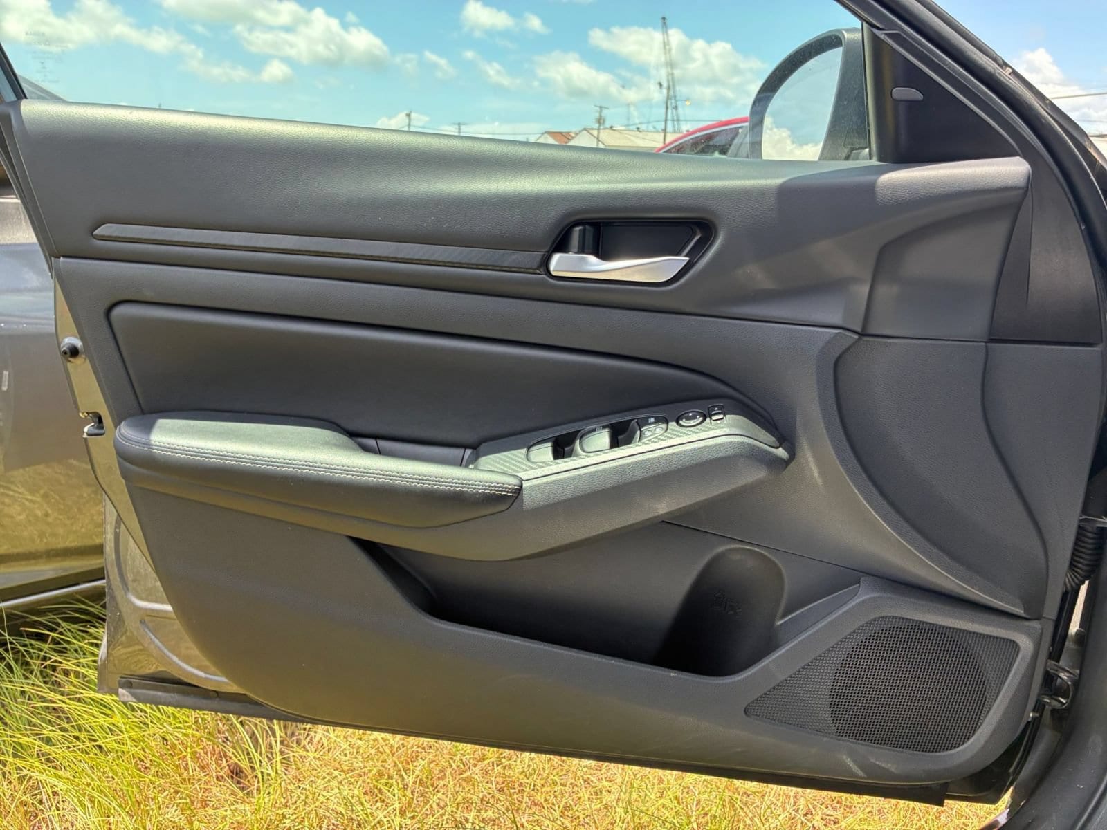 Thumbnail: 2025 Nissan Altima - 18