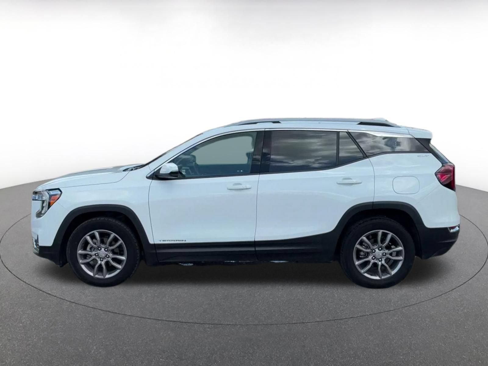 Thumbnail: 2024 GMC Terrain - 8