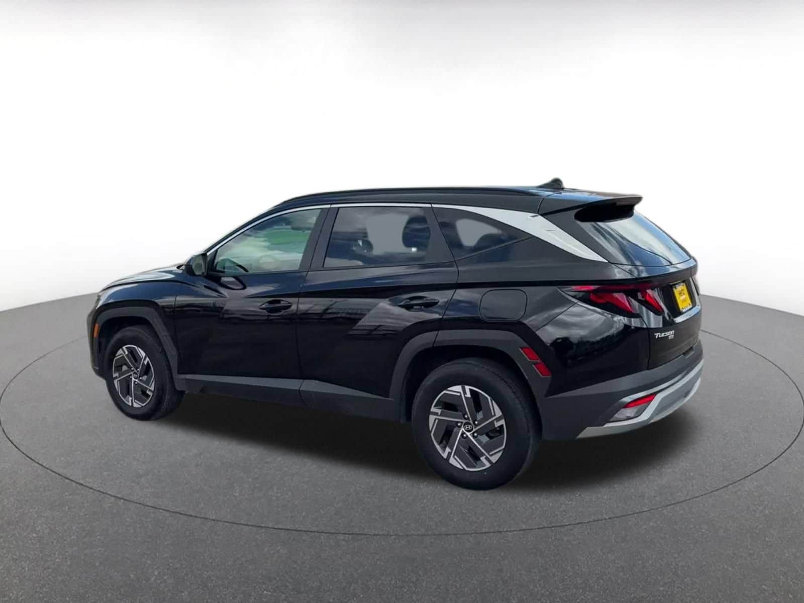 Thumbnail: 2025 Hyundai Tucson - 9