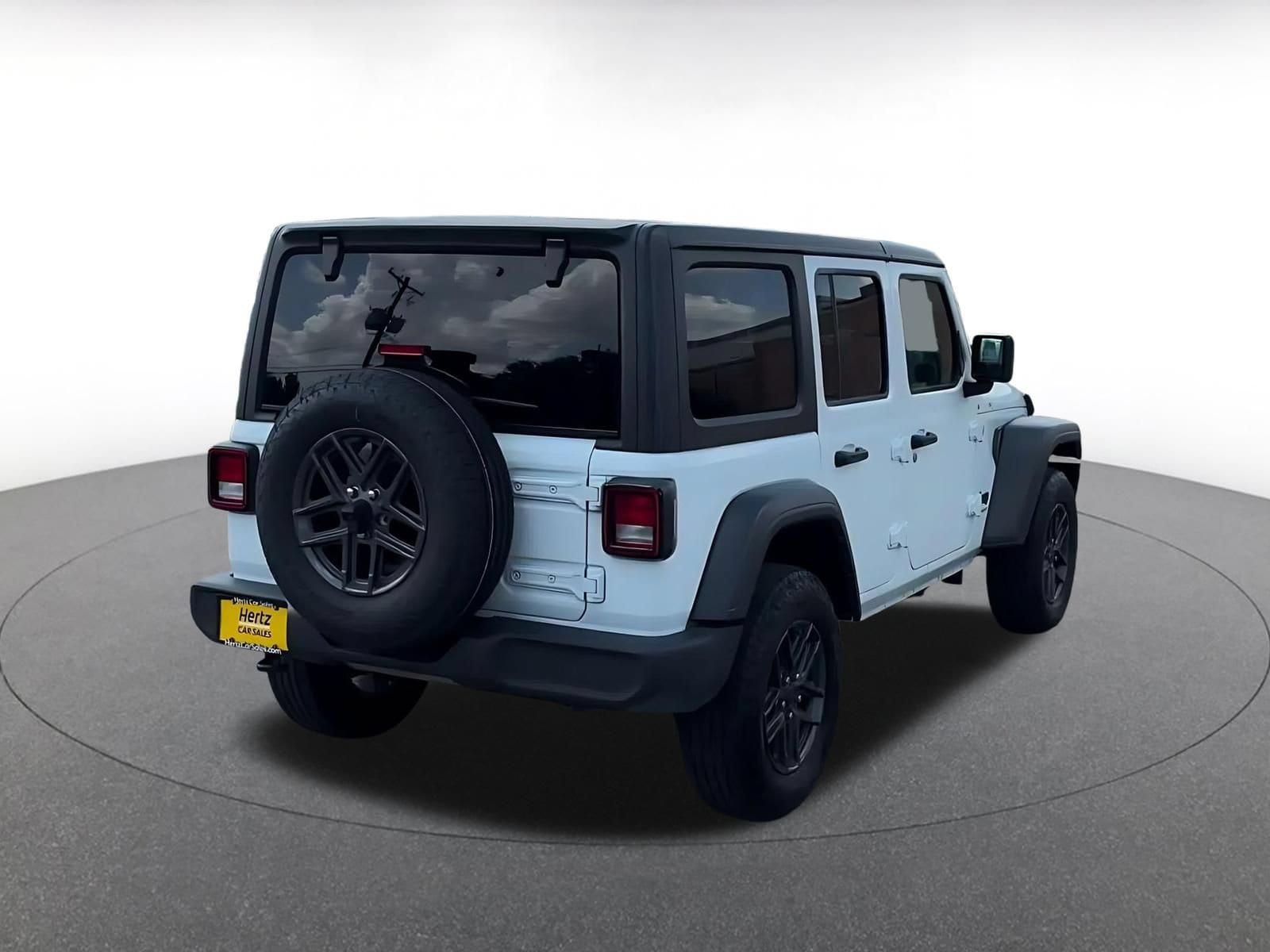 Thumbnail: 2025 Jeep Wrangler - 13