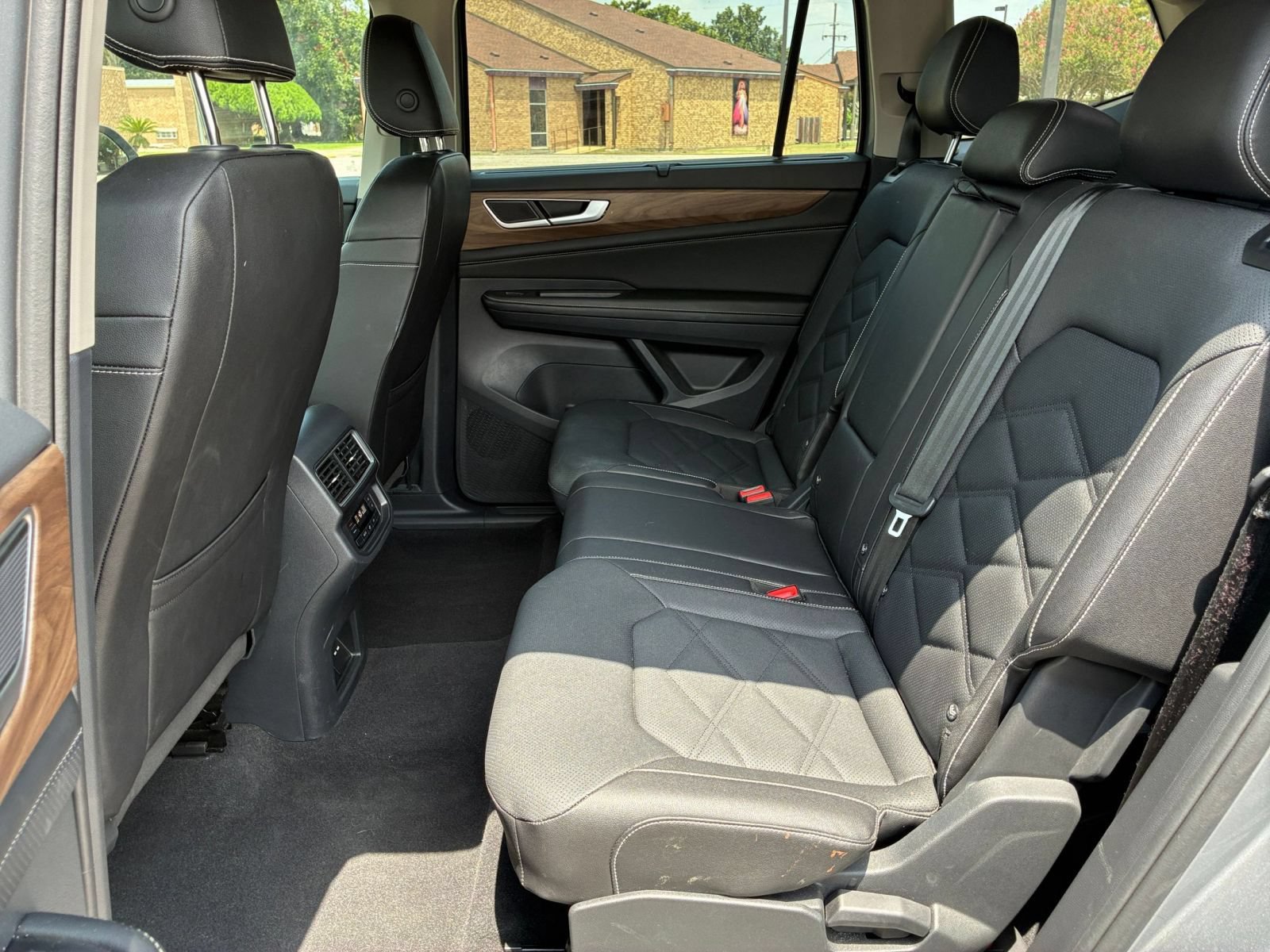 Thumbnail: 2026 Volkswagen Atlas - 27
