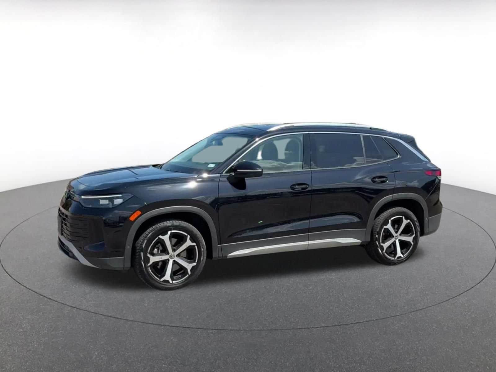 Thumbnail: 2026 Volkswagen Tiguan - 7