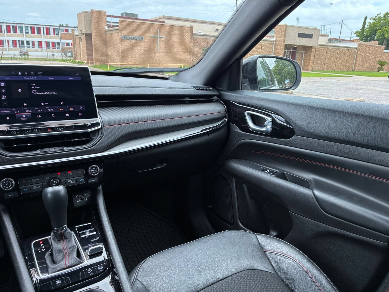 Thumbnail: 2025 Jeep Compass - 33