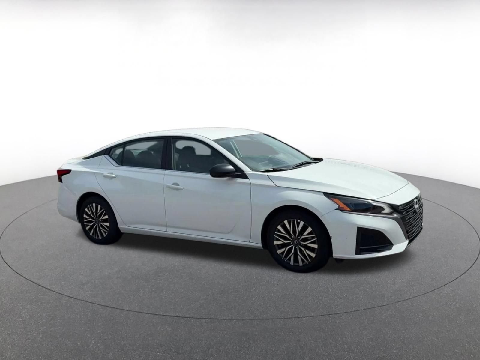 Thumbnail: 2026 Nissan Altima - 2