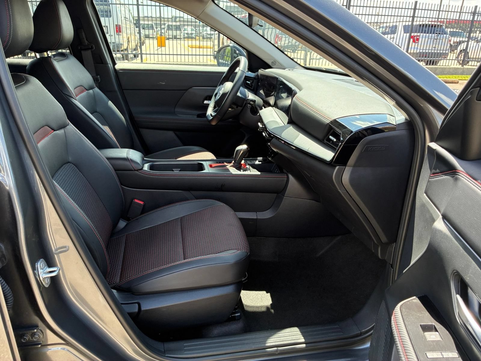 Thumbnail: 2026 Nissan Kicks - 34