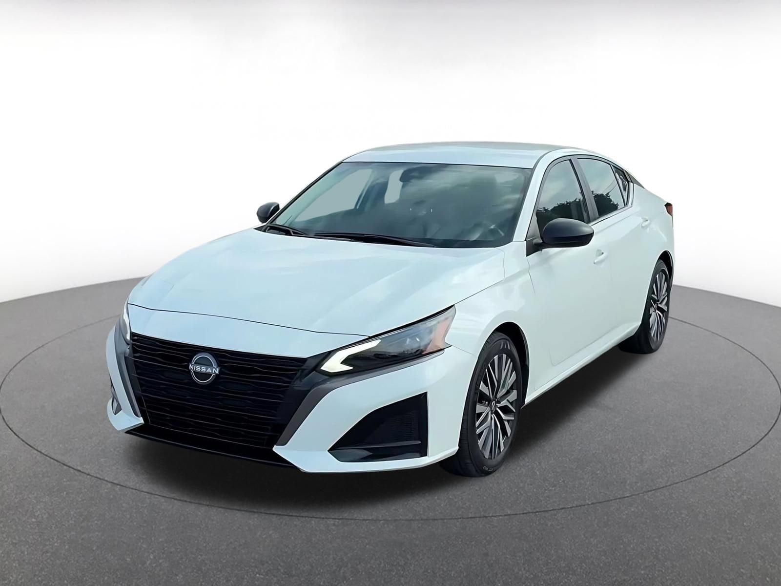 Thumbnail: 2026 Nissan Altima - 6