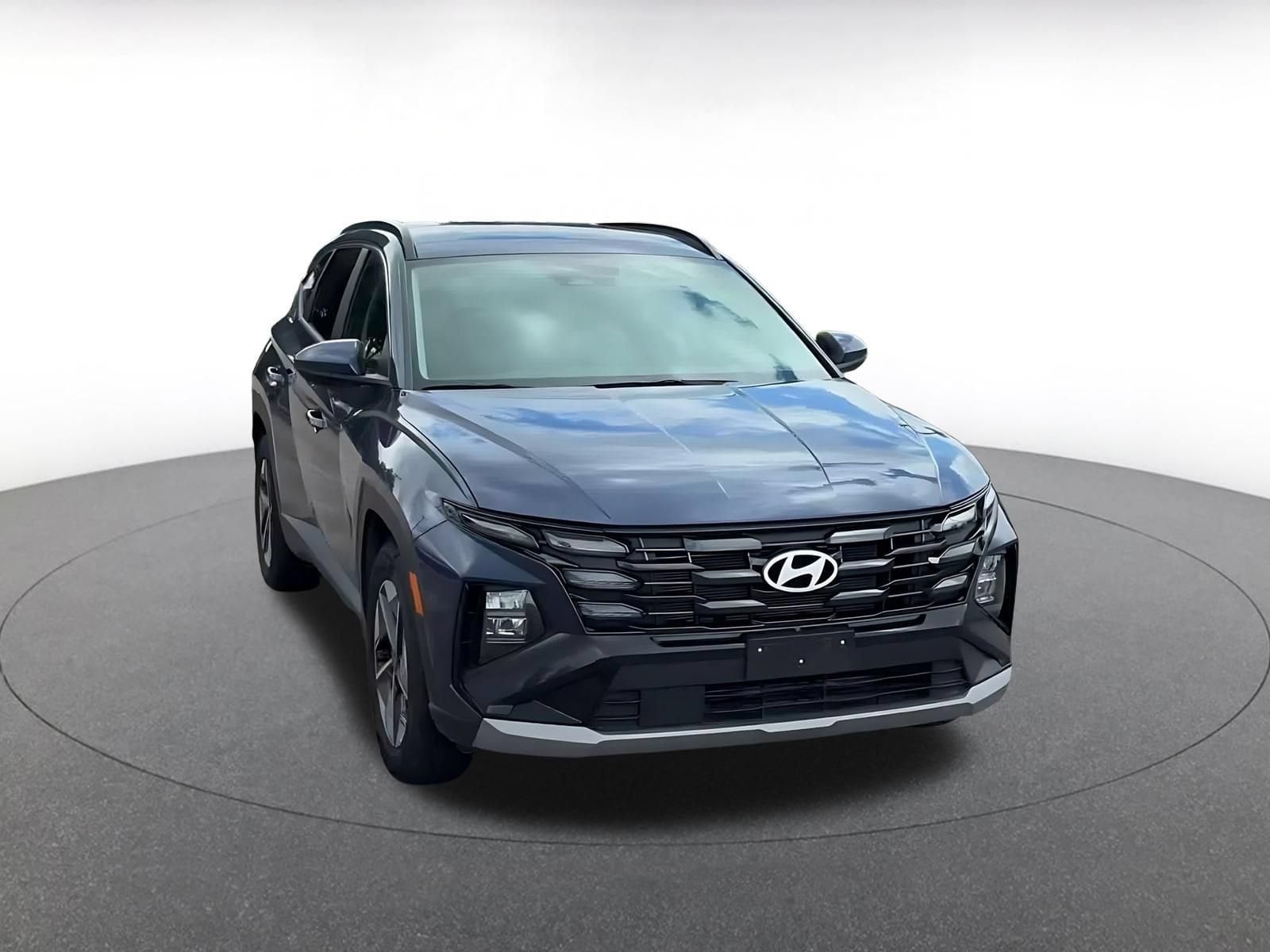 Thumbnail: 2026 Hyundai Tucson - 3