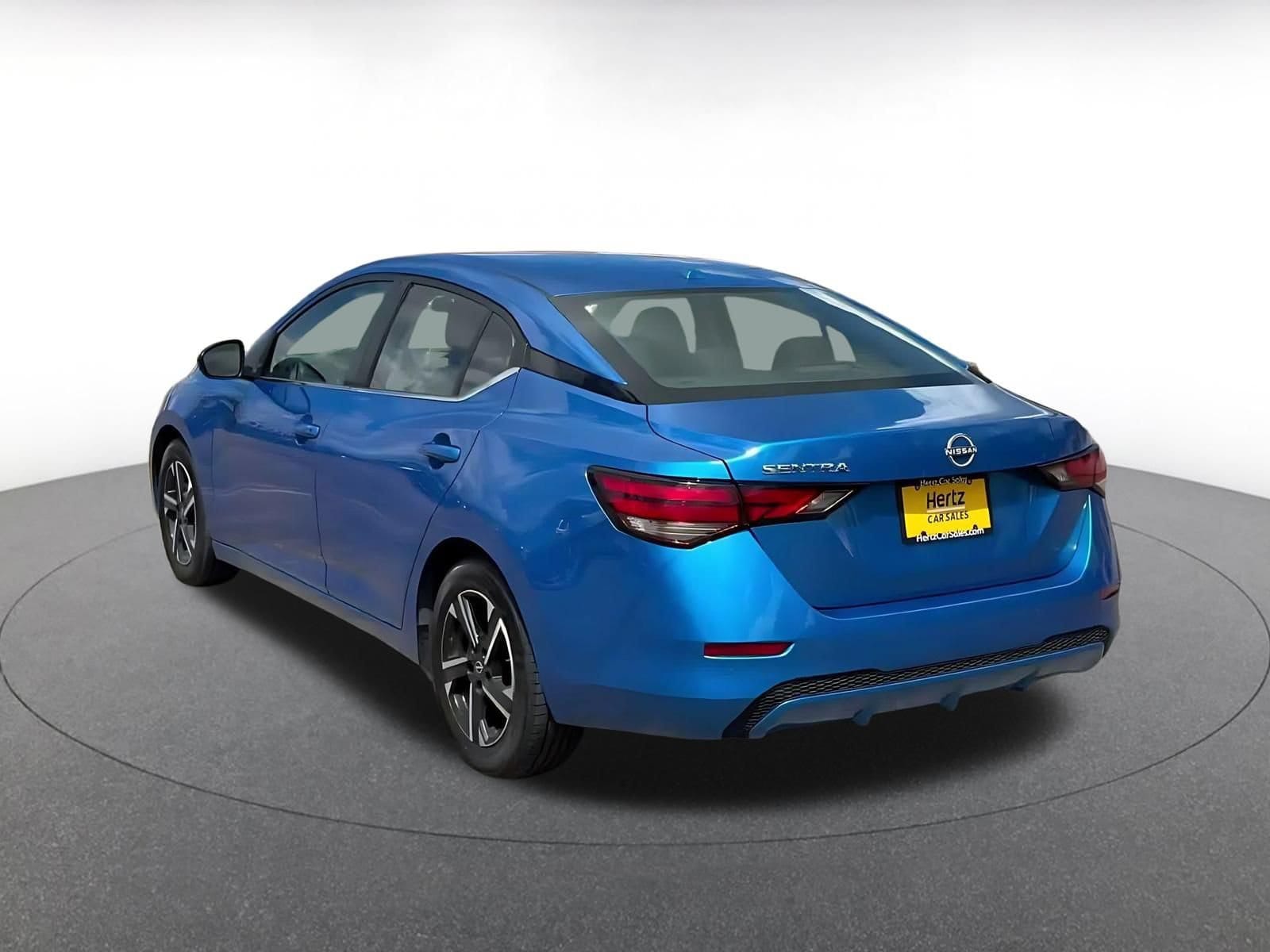 Thumbnail: 2025 Nissan Sentra - 10