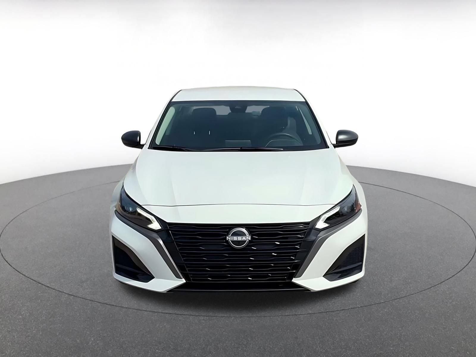 Thumbnail: 2026 Nissan Altima - 4