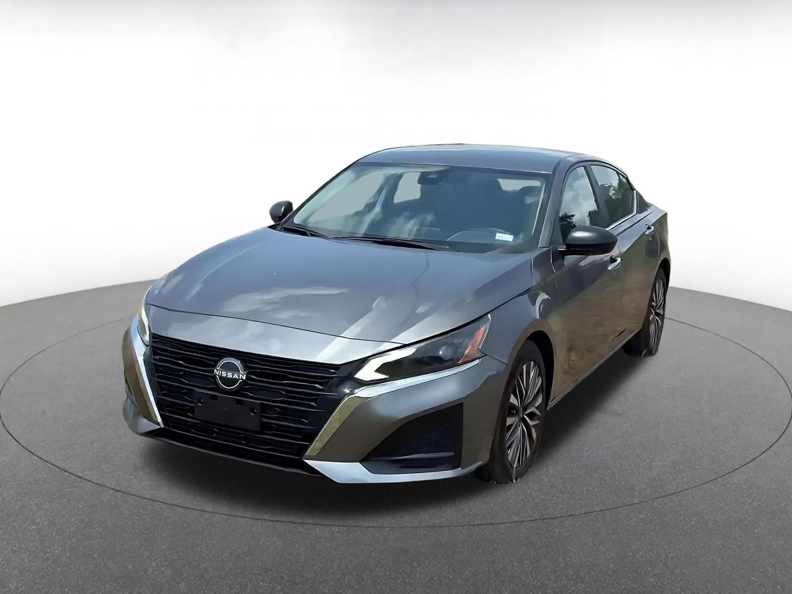 Thumbnail: 2025 Nissan Altima - 6