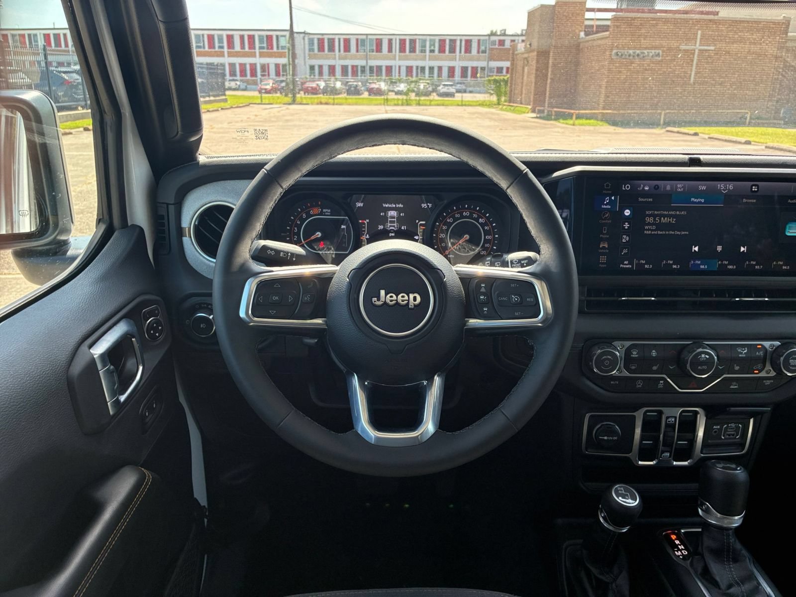 Thumbnail: 2025 Jeep Wrangler - 32