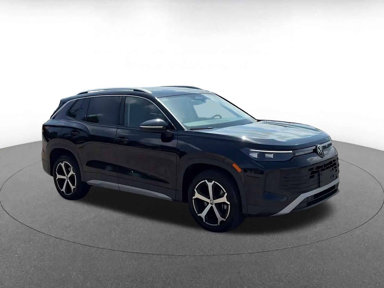 Thumbnail: 2026 Volkswagen Tiguan - 2