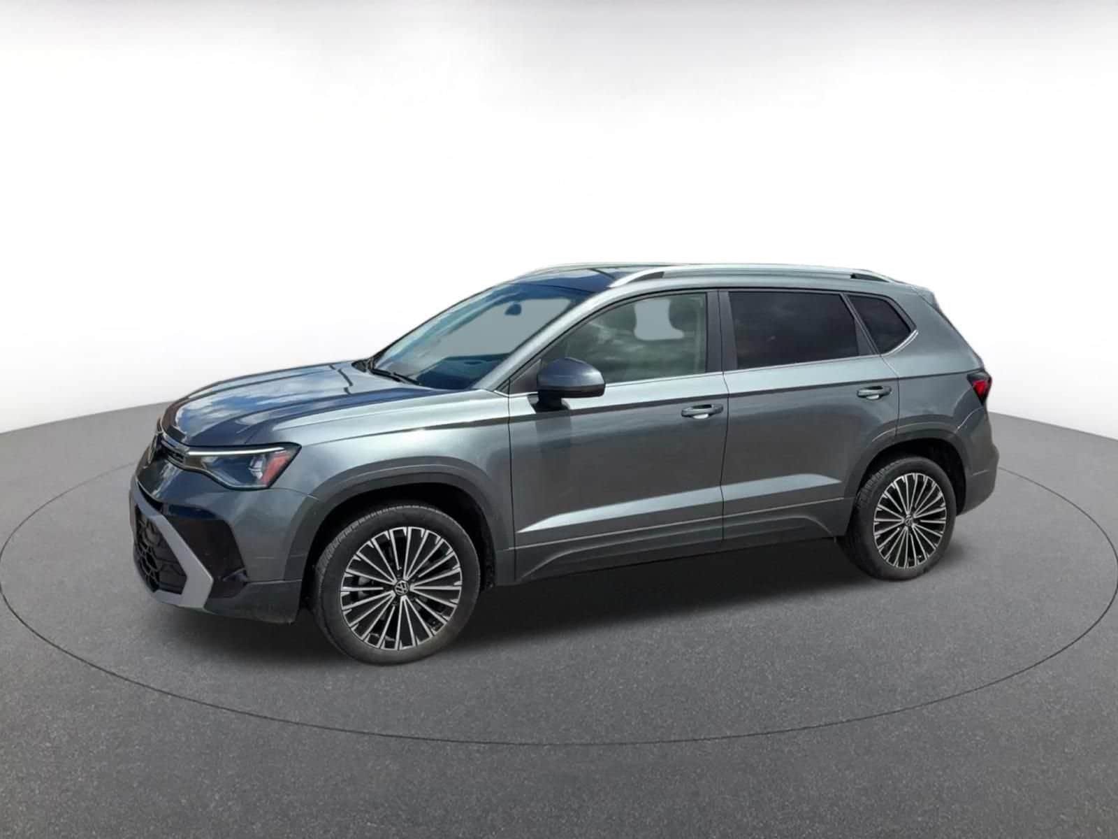 Thumbnail: 2026 Volkswagen Taos - 7