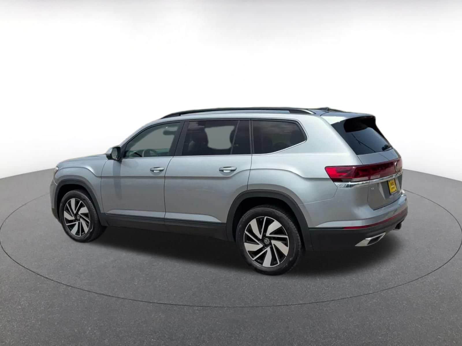 Thumbnail: 2026 Volkswagen Atlas - 9