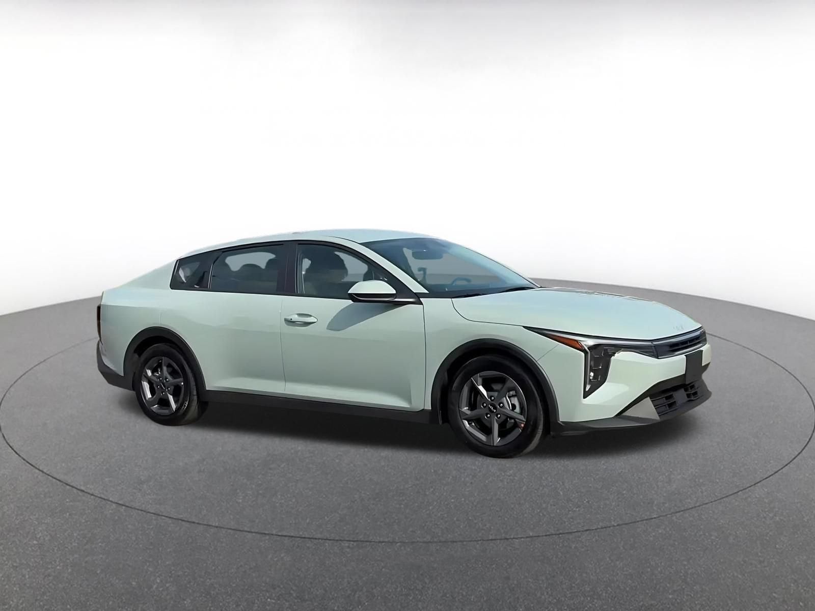 Thumbnail: 2026 Kia K4 - 2
