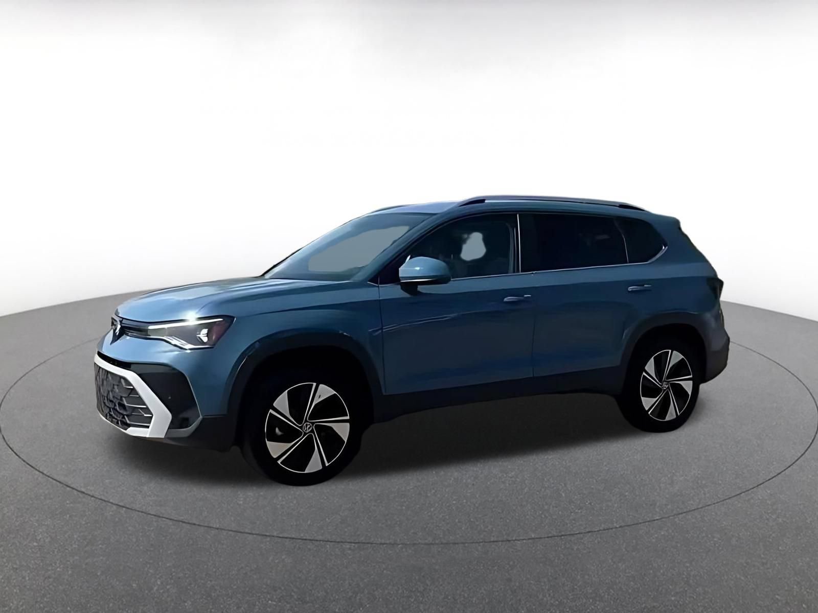 Thumbnail: 2026 Volkswagen Taos - 7