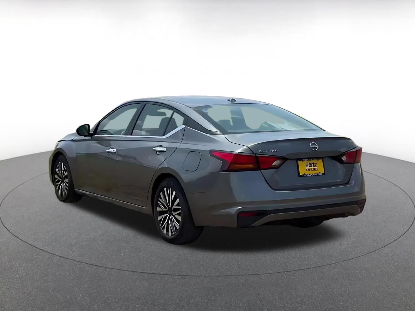 Thumbnail: 2025 Nissan Altima - 10