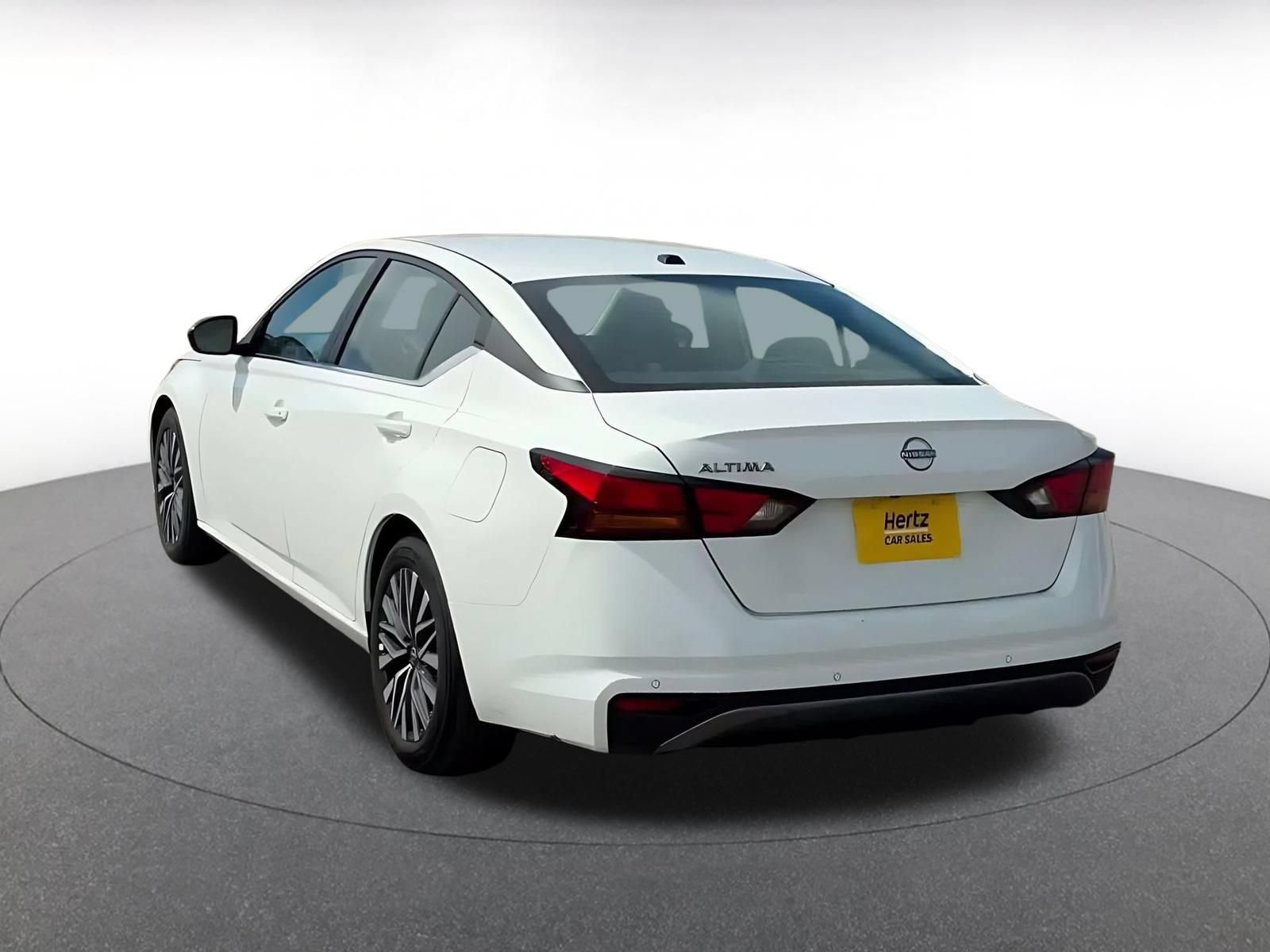 Thumbnail: 2026 Nissan Altima - 10