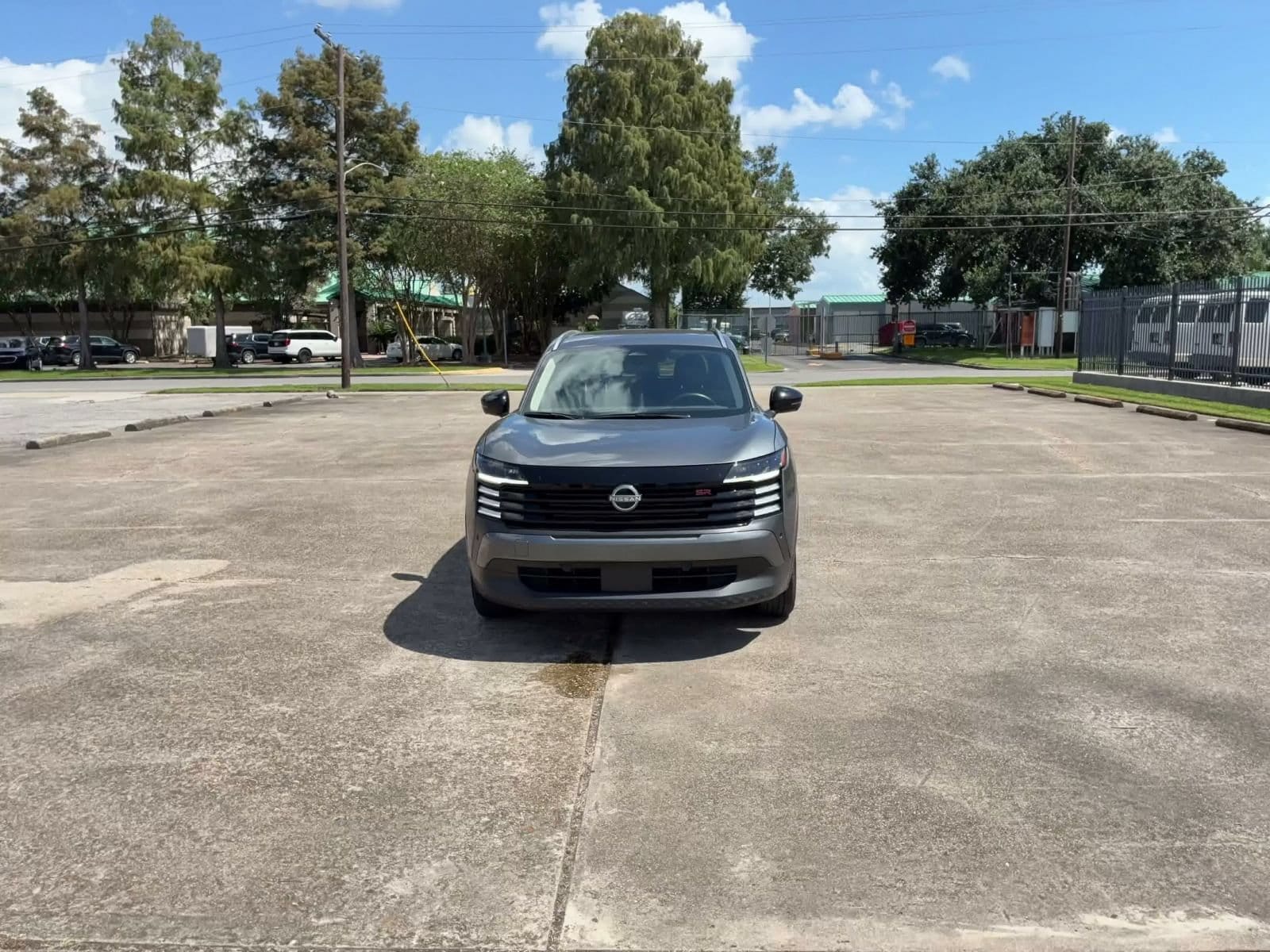 Thumbnail: 2026 Nissan Kicks - 4